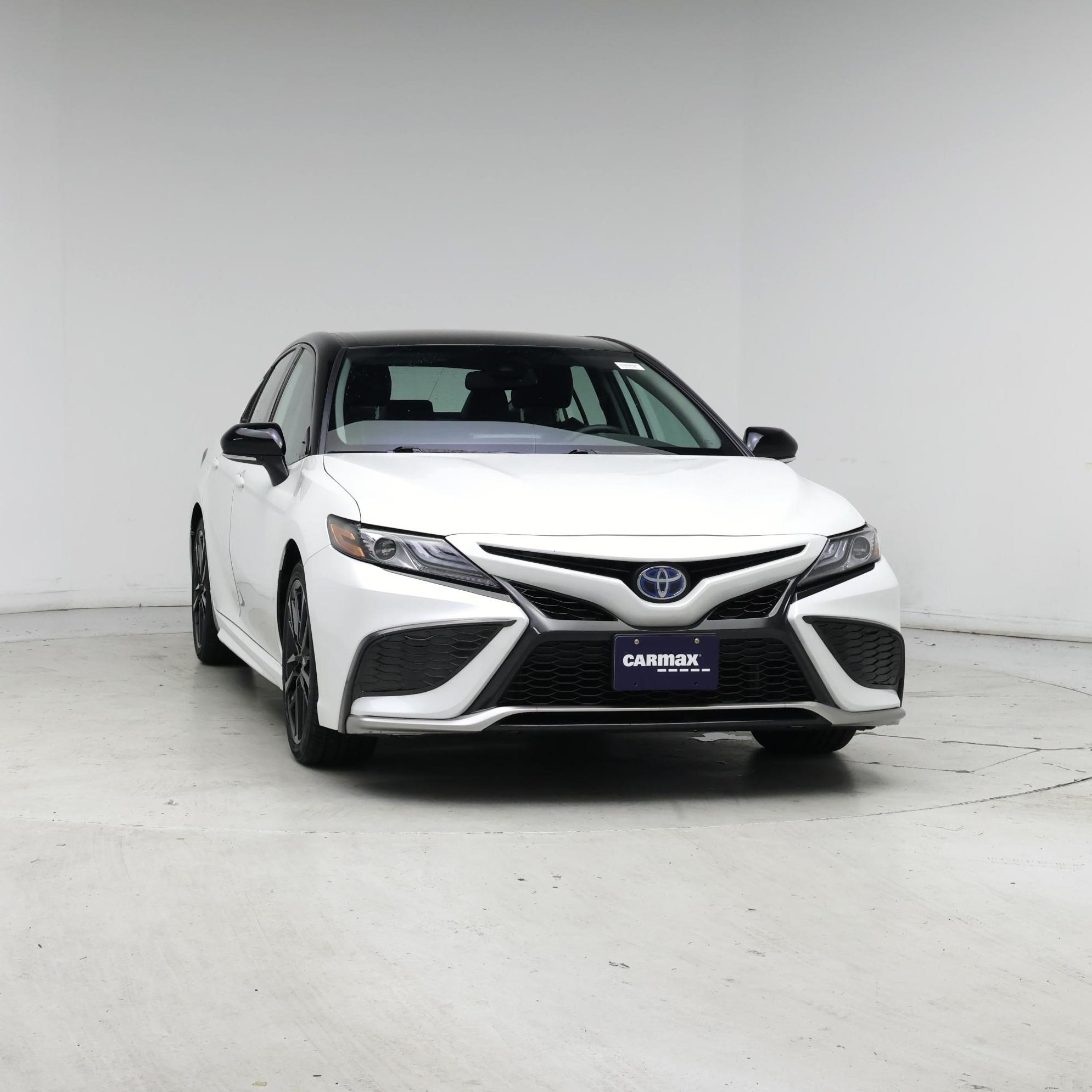 Thumbnail: 2022 Toyota Camry - 5