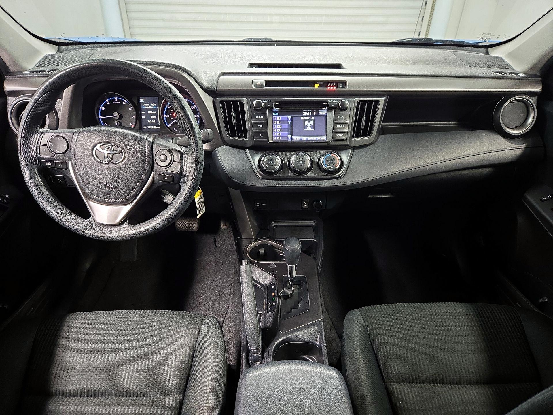 Thumbnail: 2018 Toyota RAV4 - 9