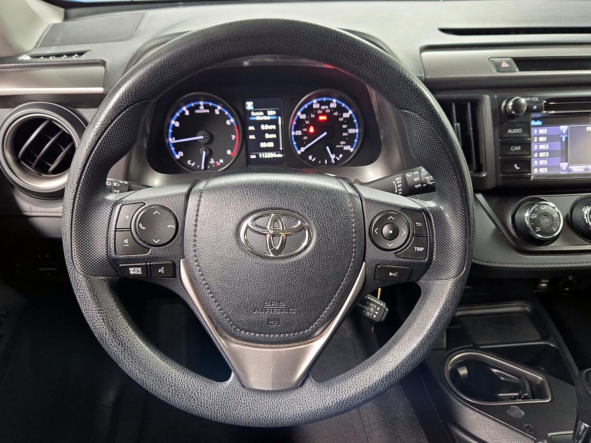 Thumbnail: 2018 Toyota RAV4 - 10