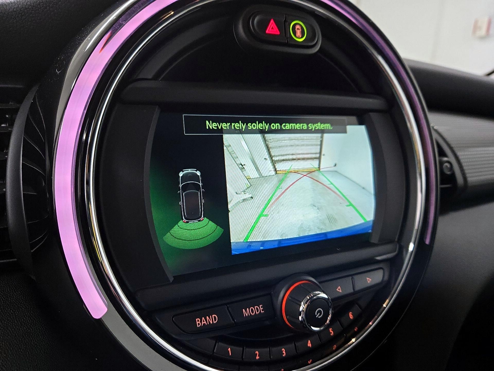 Thumbnail: 2020 MINI Cooper Hardtop - 14