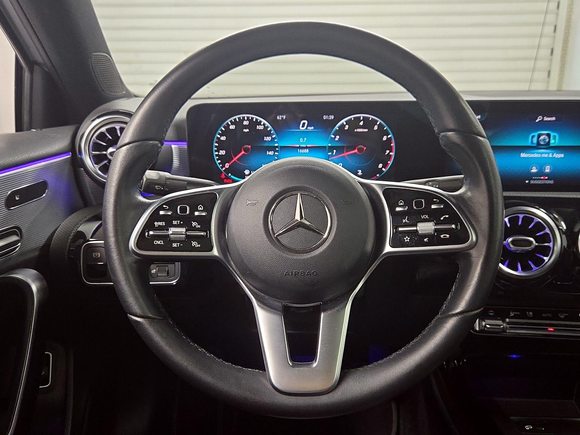 Thumbnail: 2021 Mercedes-Benz A-Class - 10