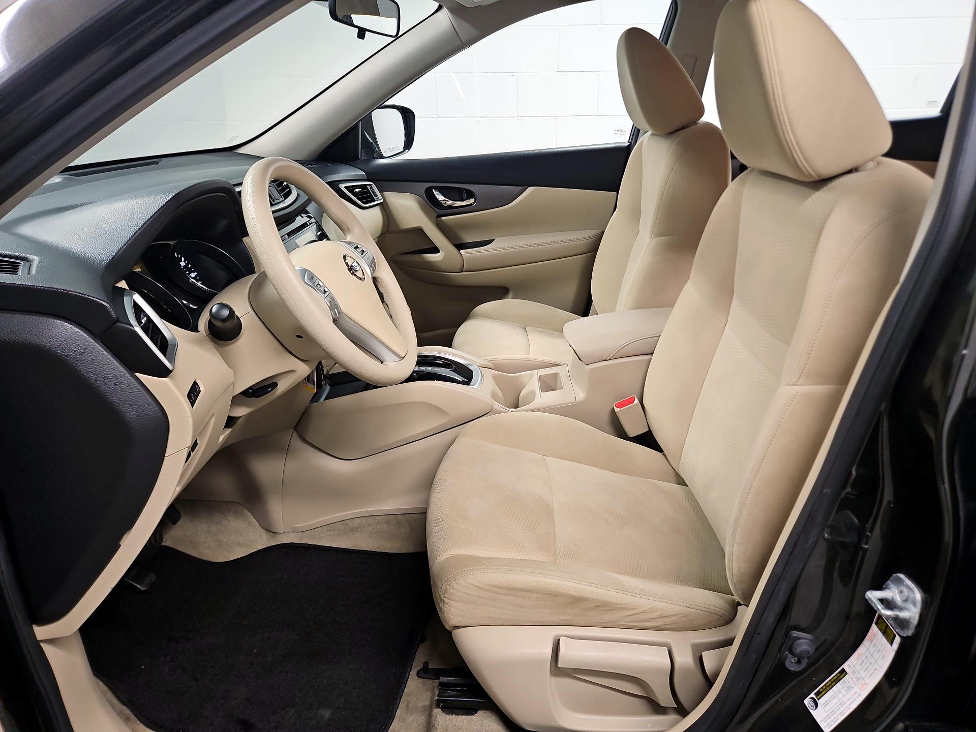 Thumbnail: 2015 Nissan Rogue - 11