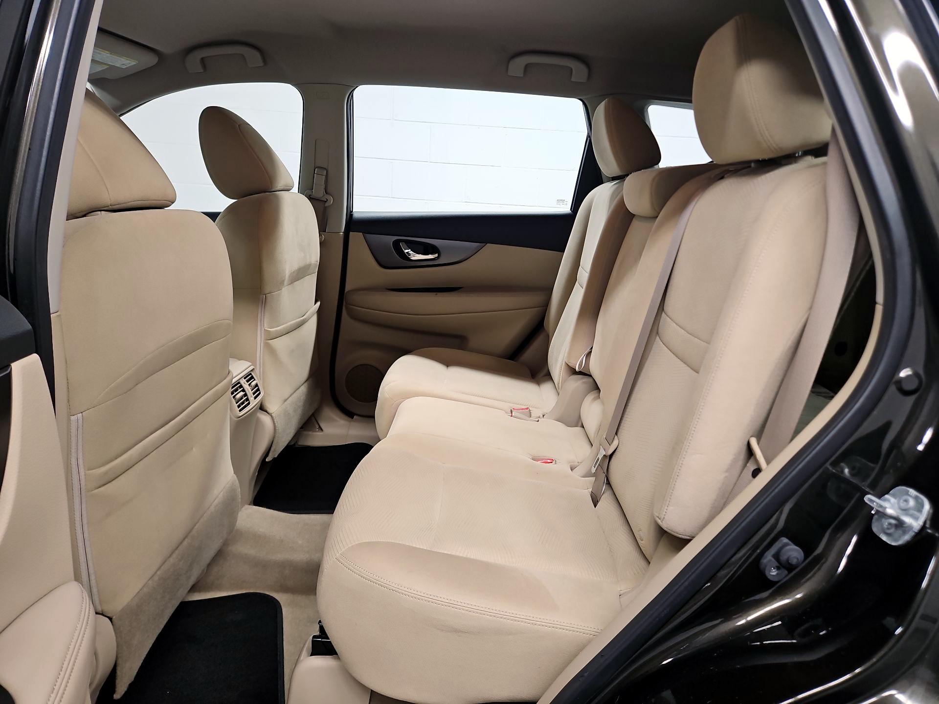 Thumbnail: 2015 Nissan Rogue - 19