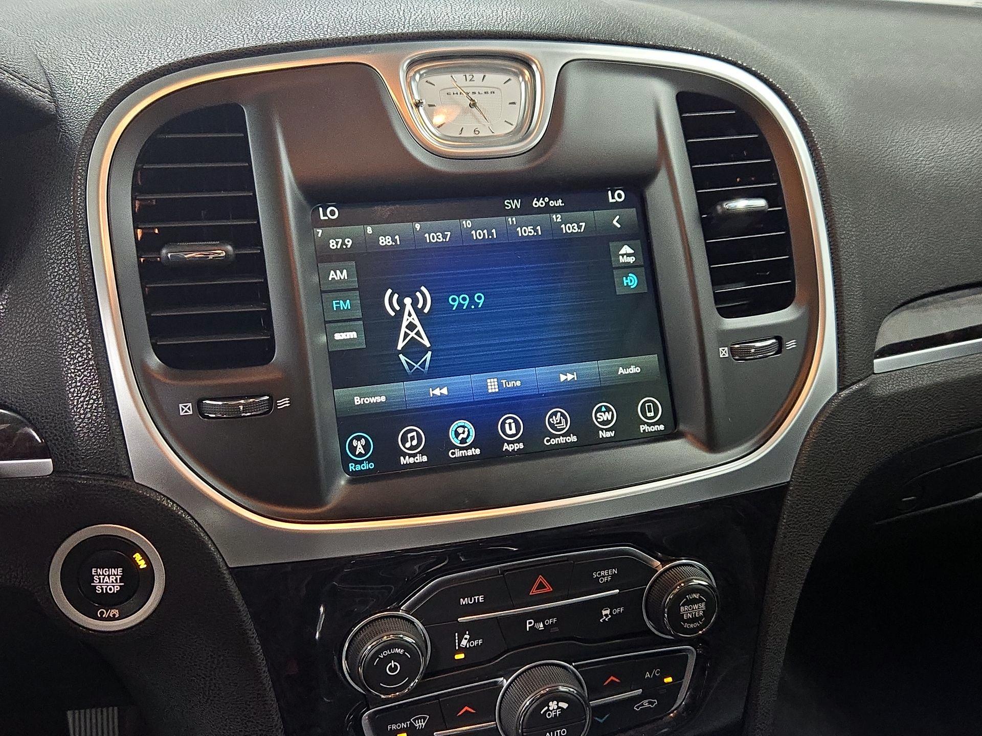 Thumbnail: 2017 Chrysler 300 - 16