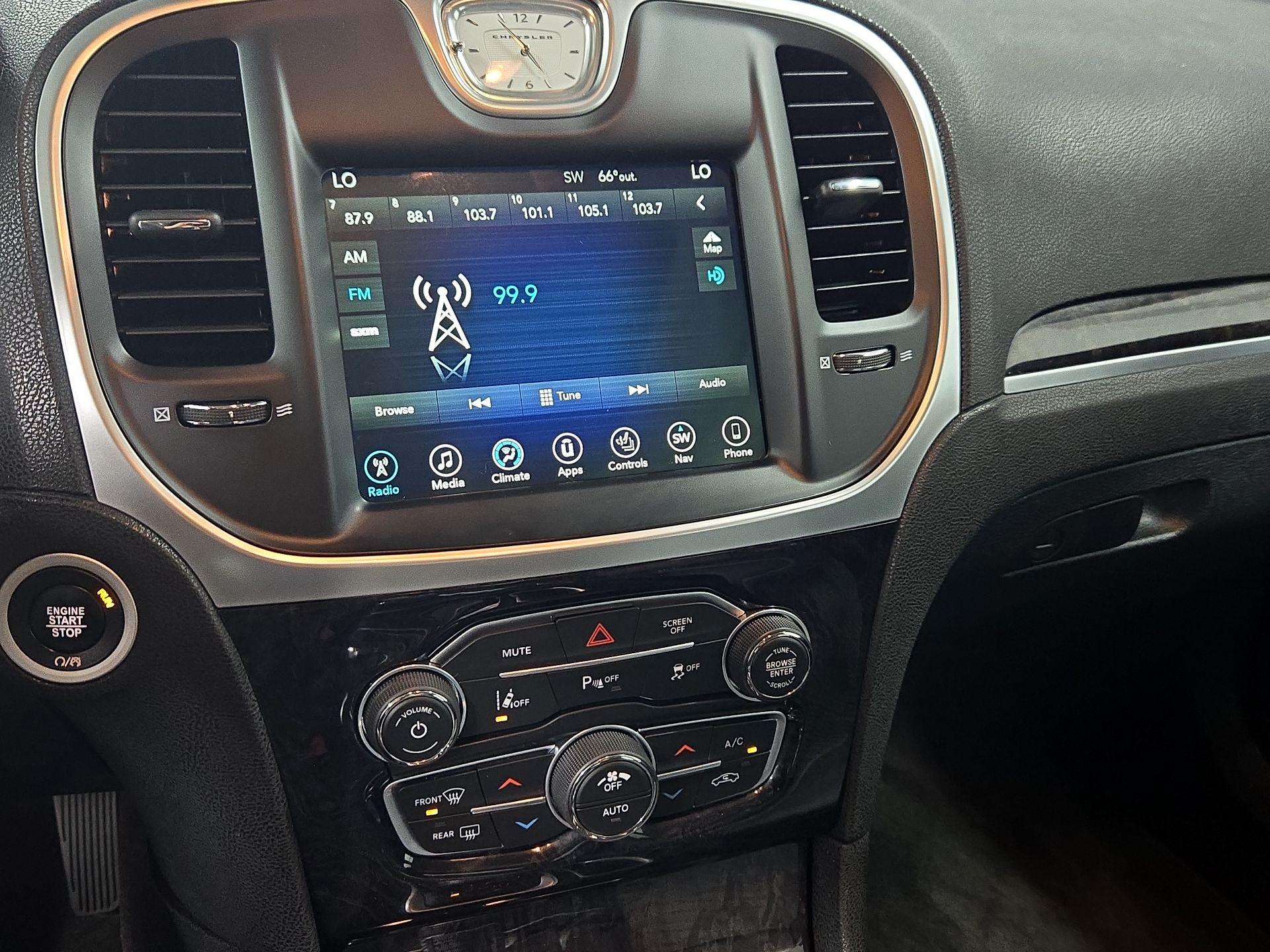 Thumbnail: 2017 Chrysler 300 - 17