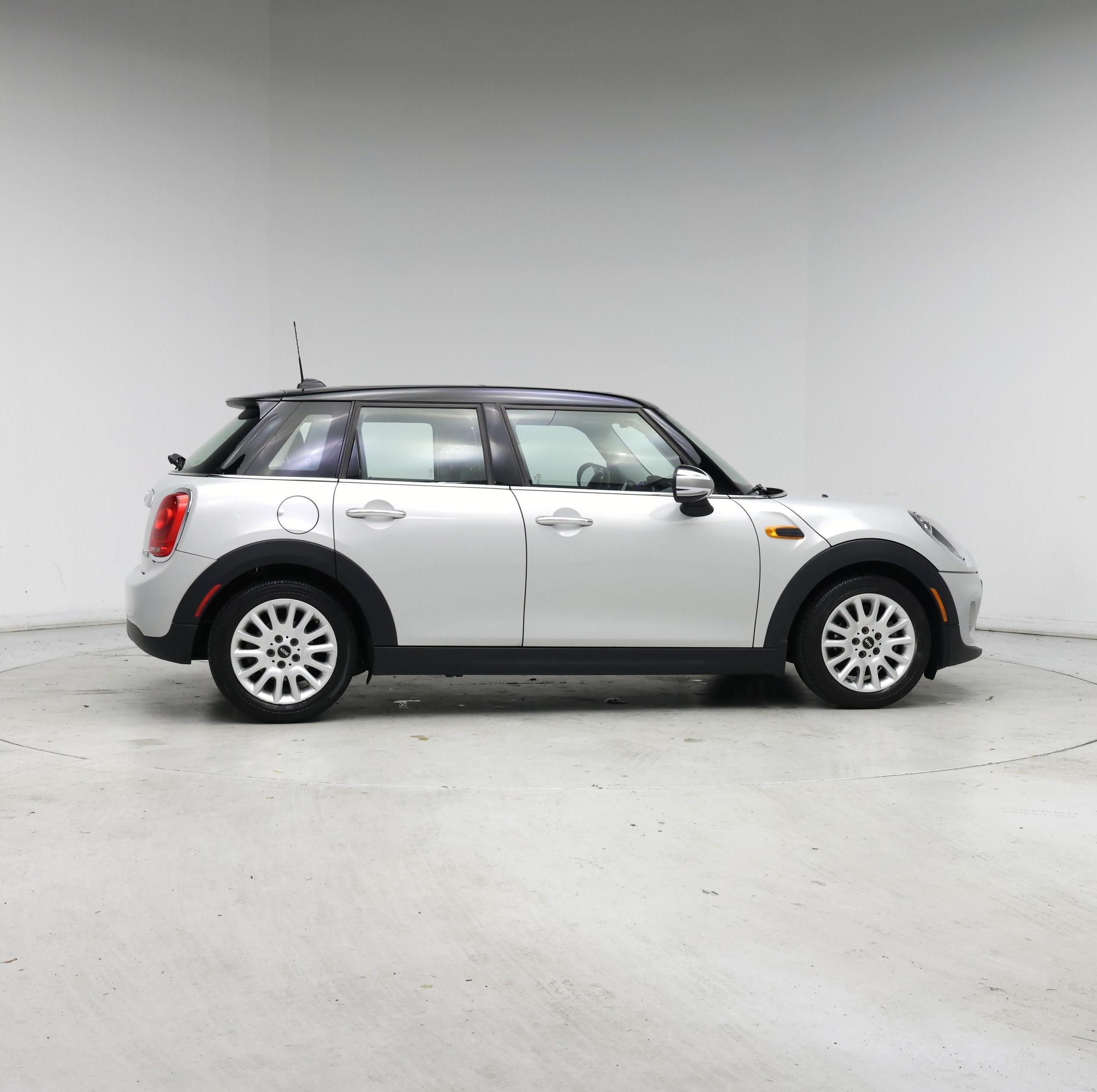 Thumbnail: 2015 MINI Cooper Hardtop - 7