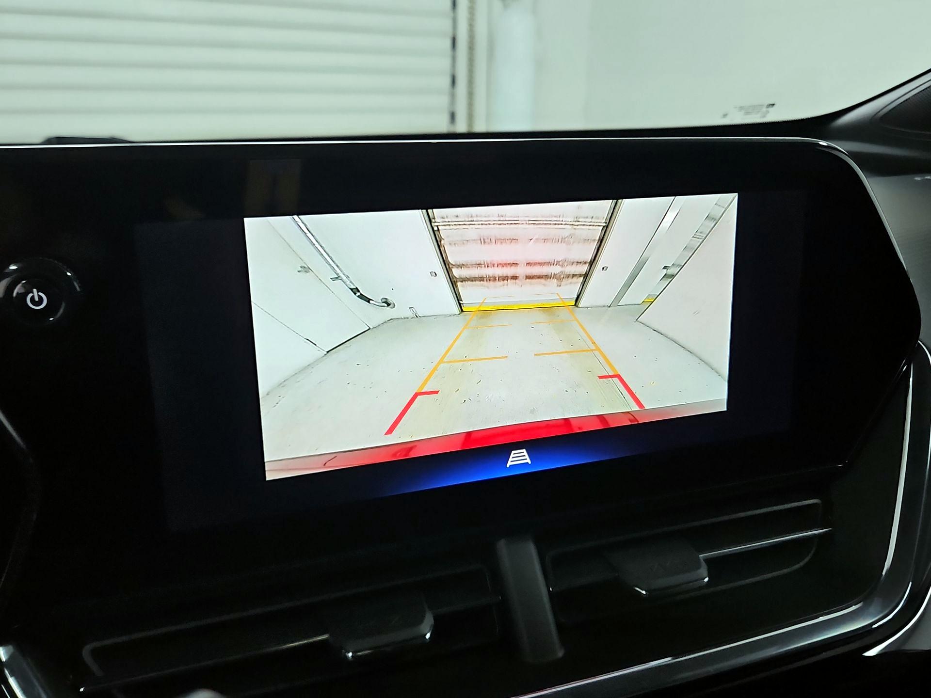 Thumbnail: 2025 Chevrolet Trax - 14