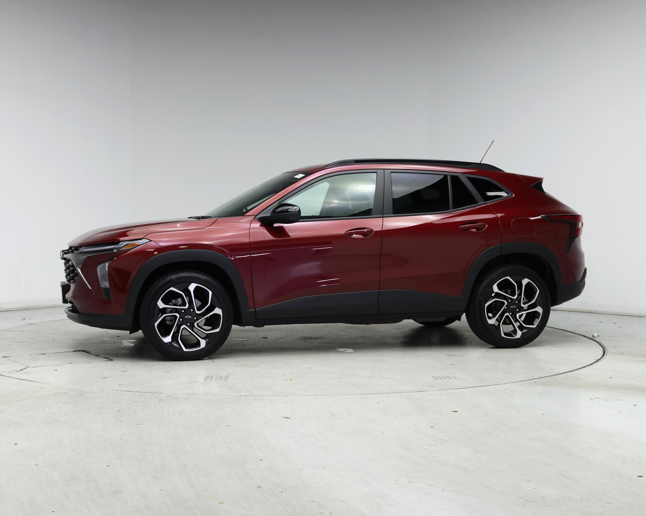 Thumbnail: 2025 Chevrolet Trax - 3