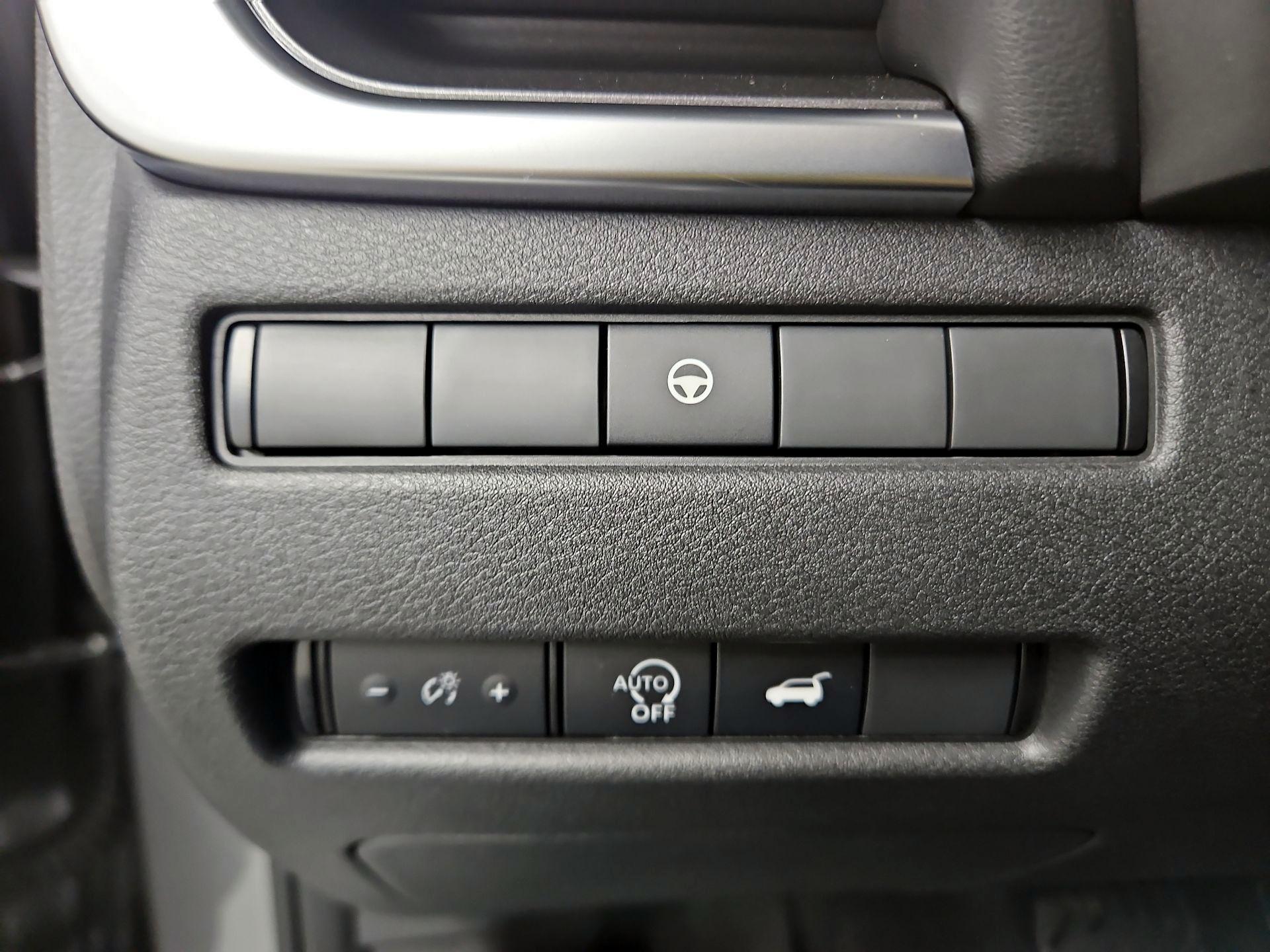 Thumbnail: 2025 Nissan Rogue - 13