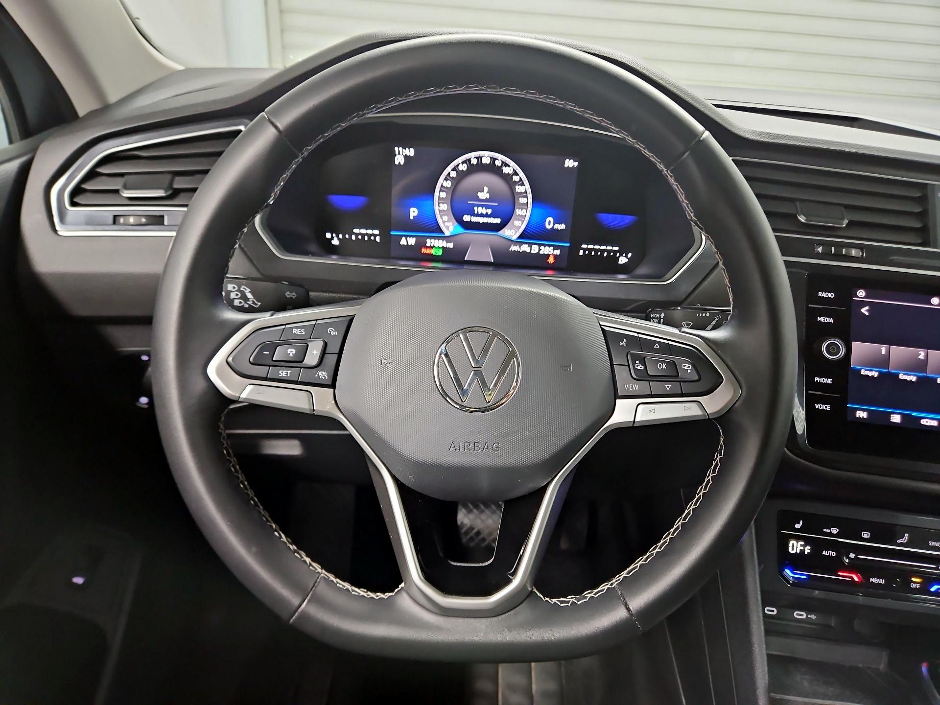 Thumbnail: 2024 Volkswagen Tiguan - 10