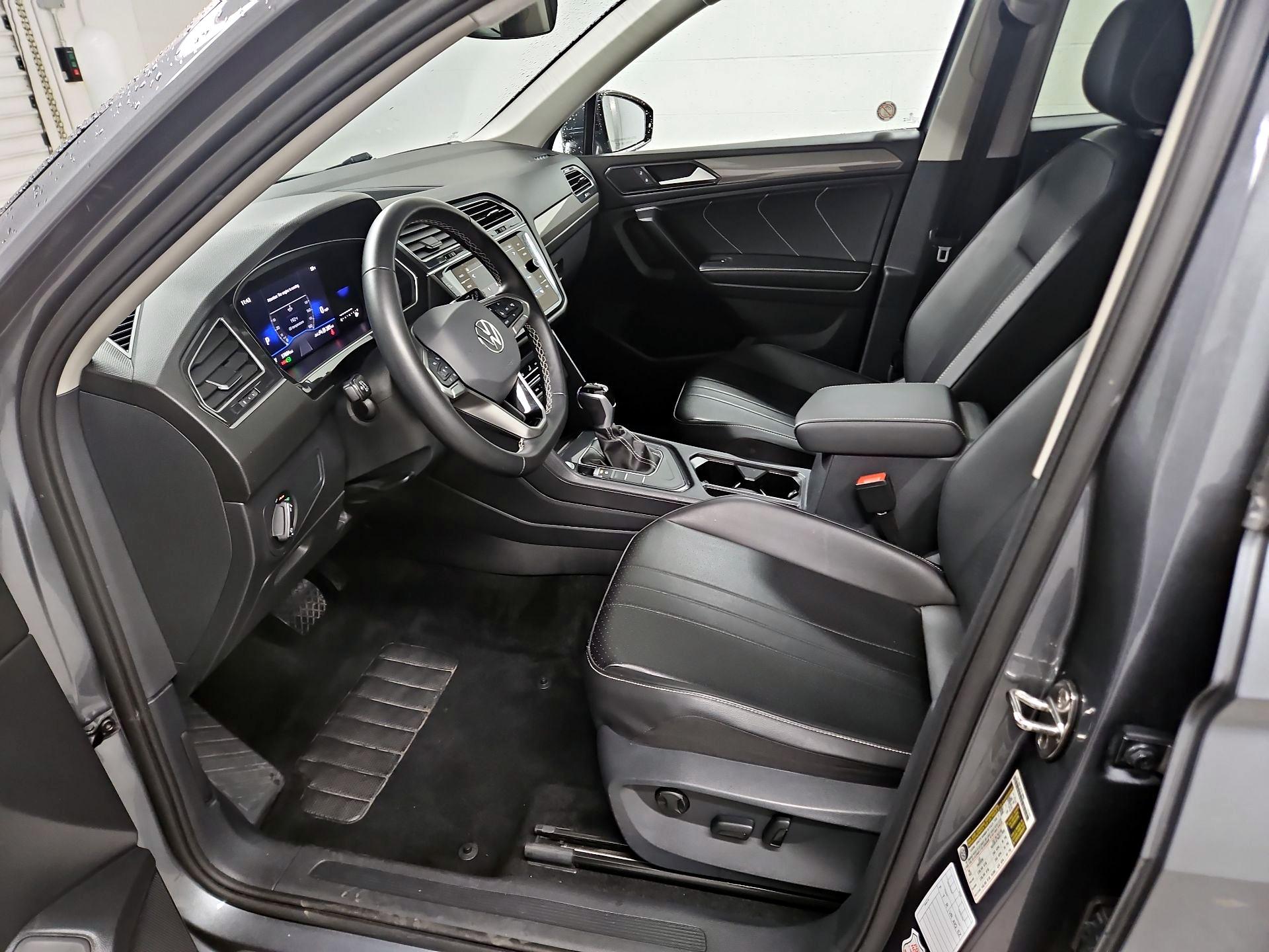 Thumbnail: 2024 Volkswagen Tiguan - 11