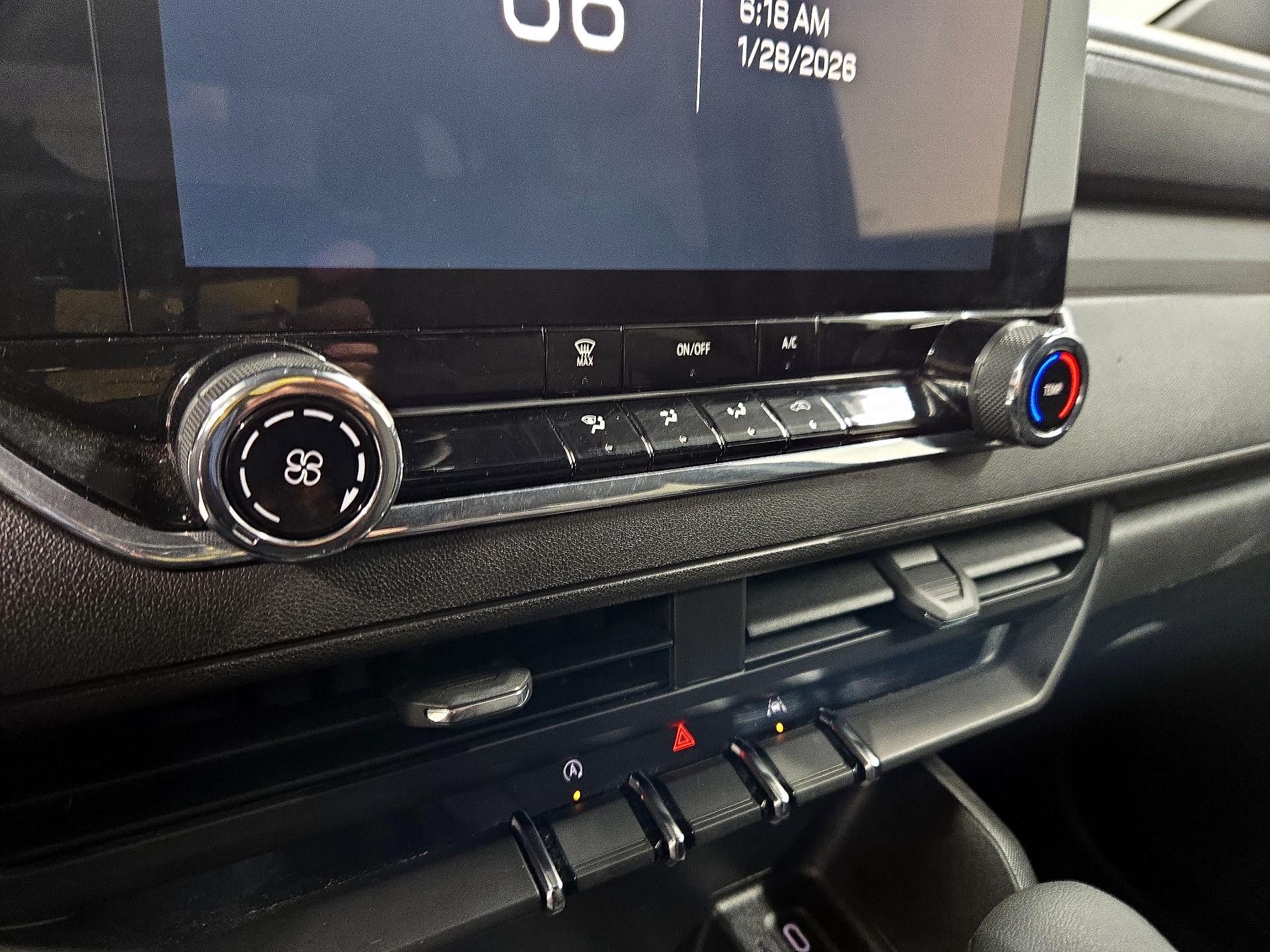 Thumbnail: 2023 Chevrolet Colorado - 16