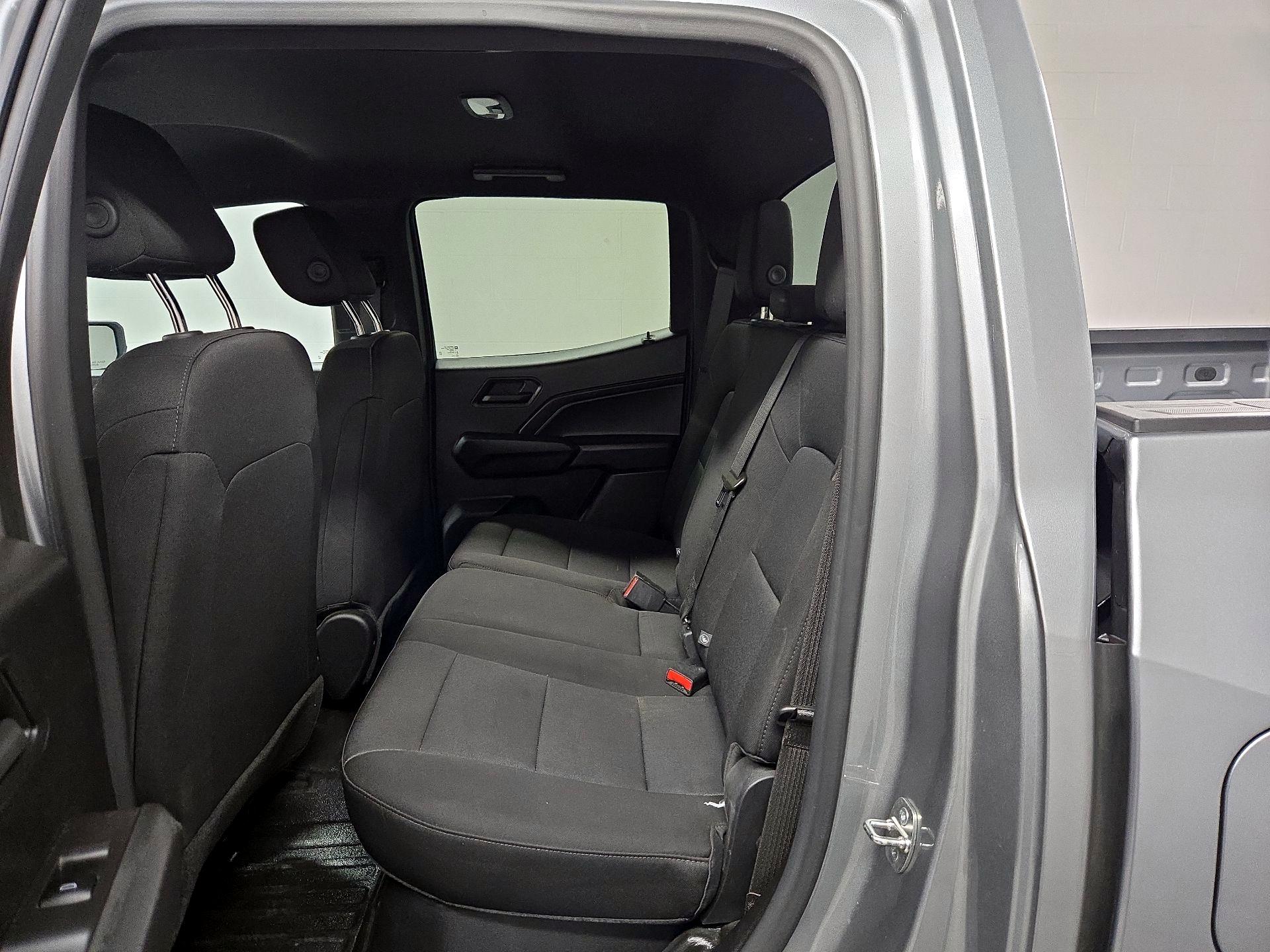 Thumbnail: 2023 Chevrolet Colorado - 19