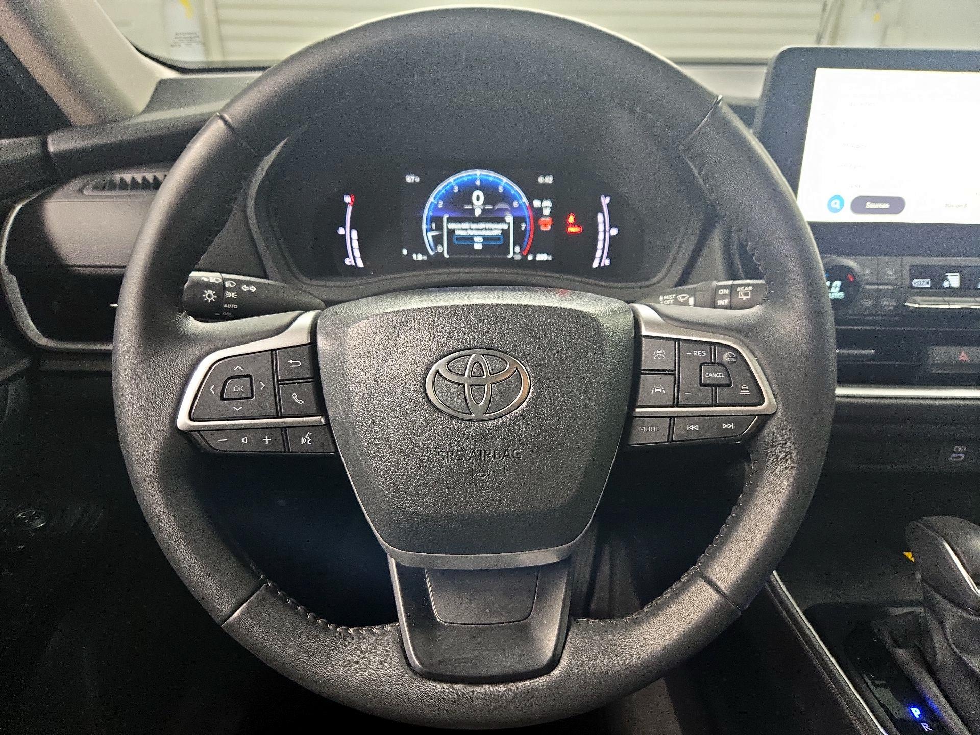 Thumbnail: 2025 Toyota Grand Highlander - 10