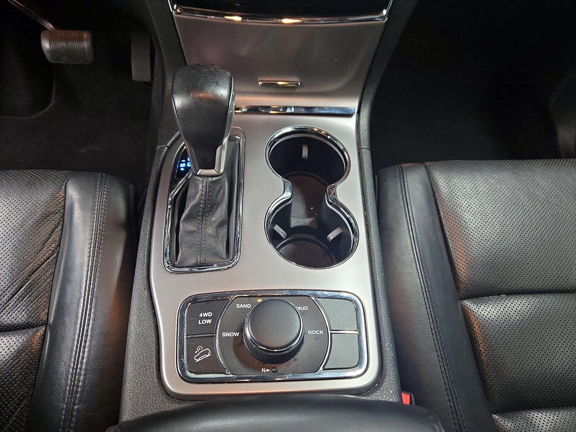 Thumbnail: 2020 Jeep Grand Cherokee - 18