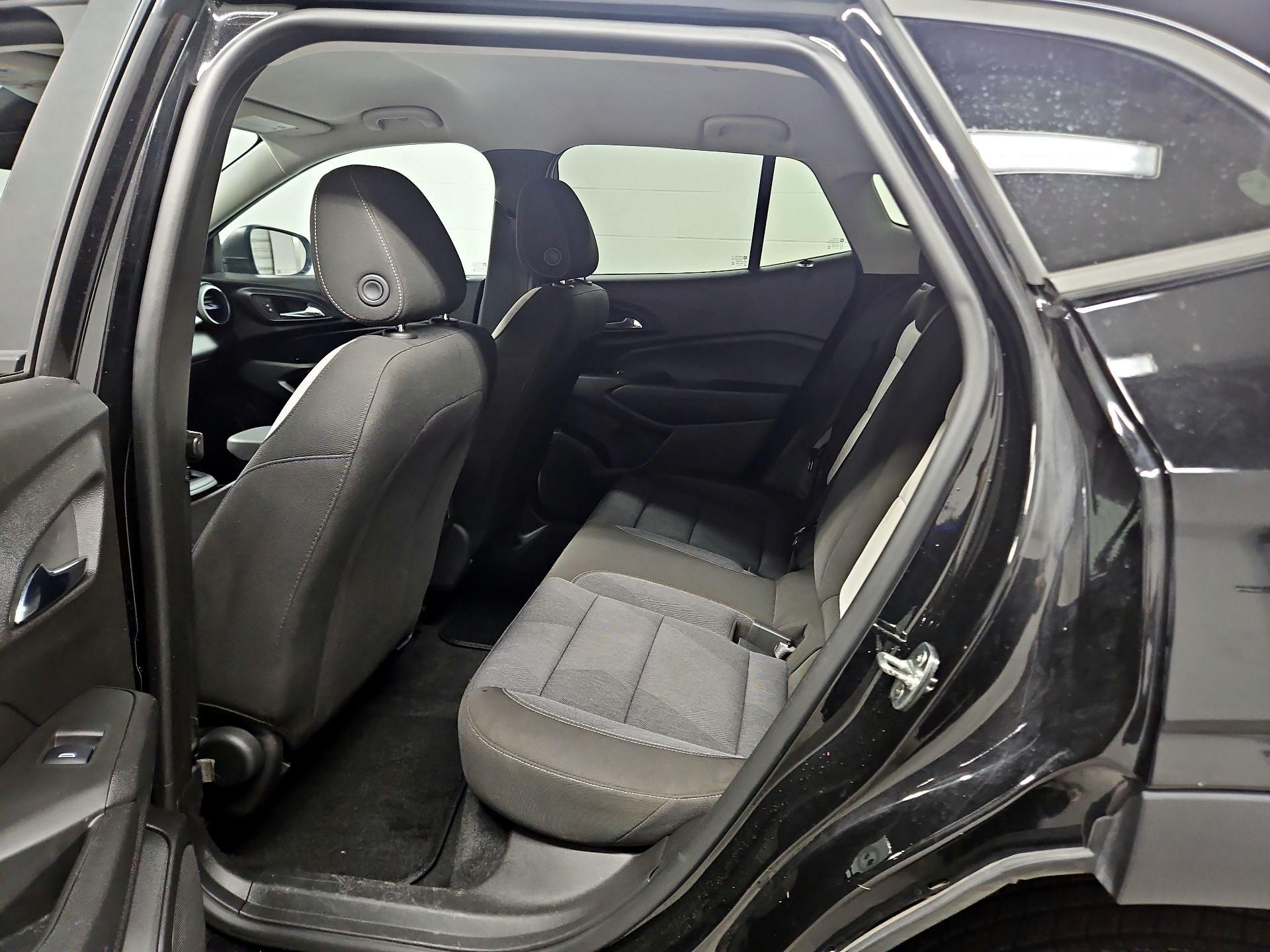 Thumbnail: 2024 Chevrolet Trax - 19