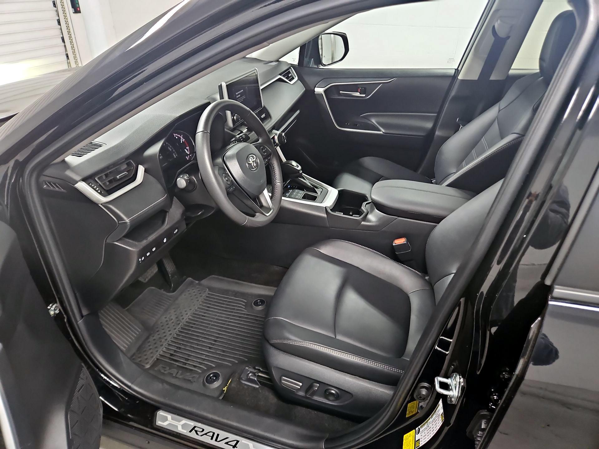 Thumbnail: 2024 Toyota RAV4 - 11