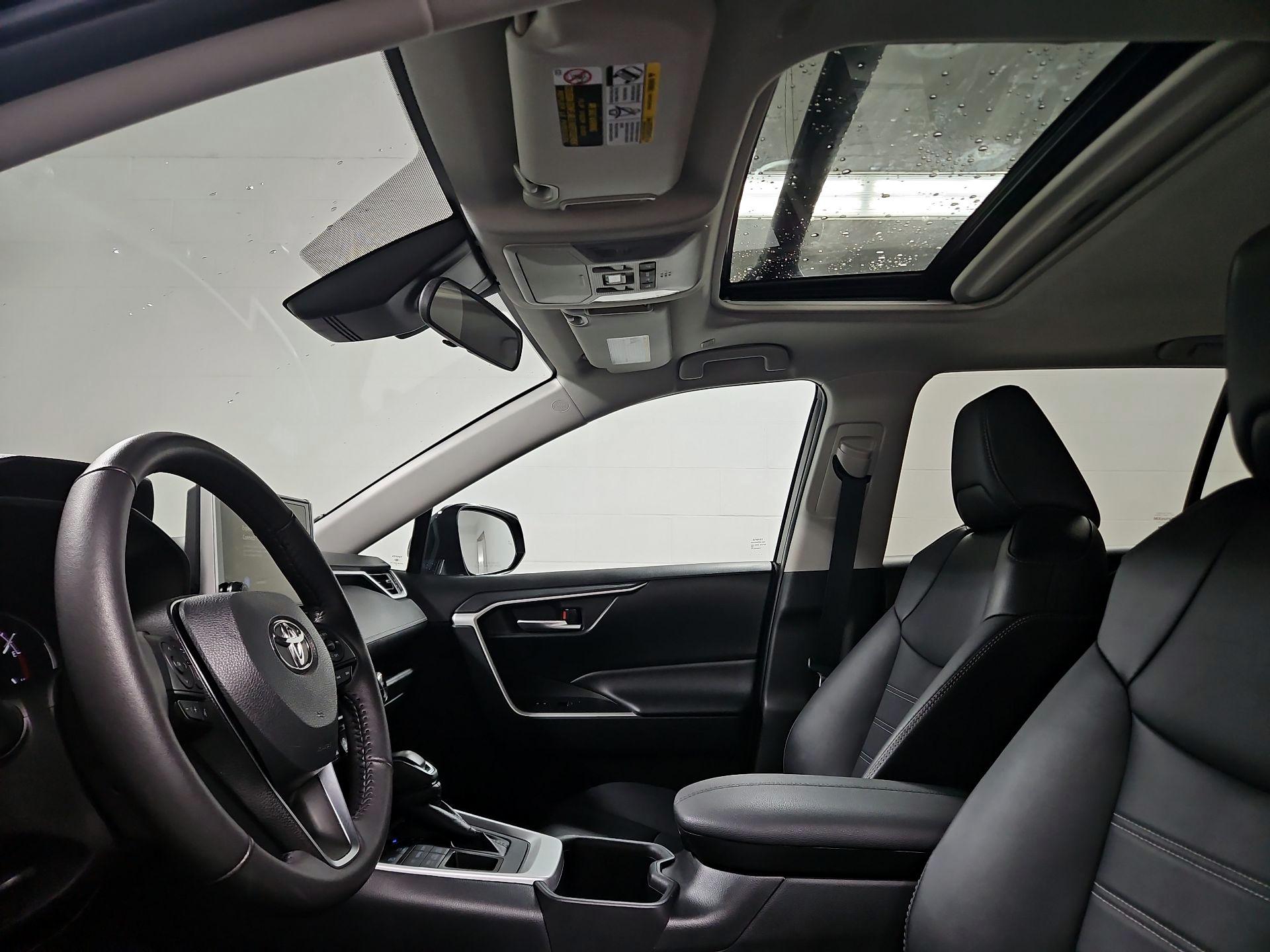 Thumbnail: 2024 Toyota RAV4 - 19