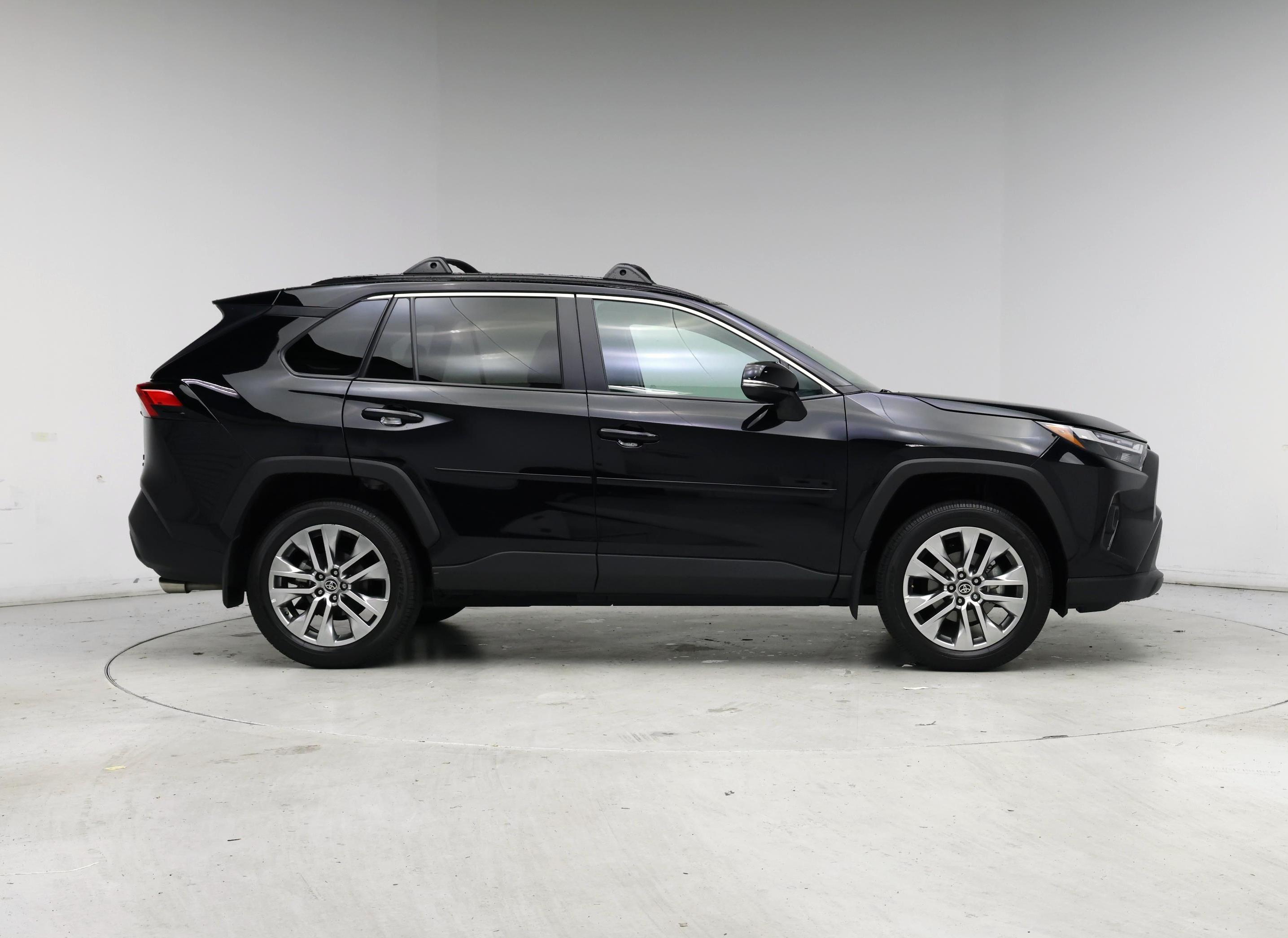 Thumbnail: 2024 Toyota RAV4 - 7