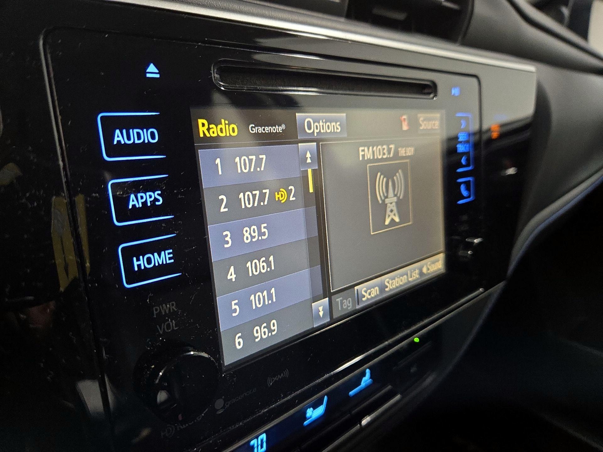 Thumbnail: 2018 Toyota Corolla - 15