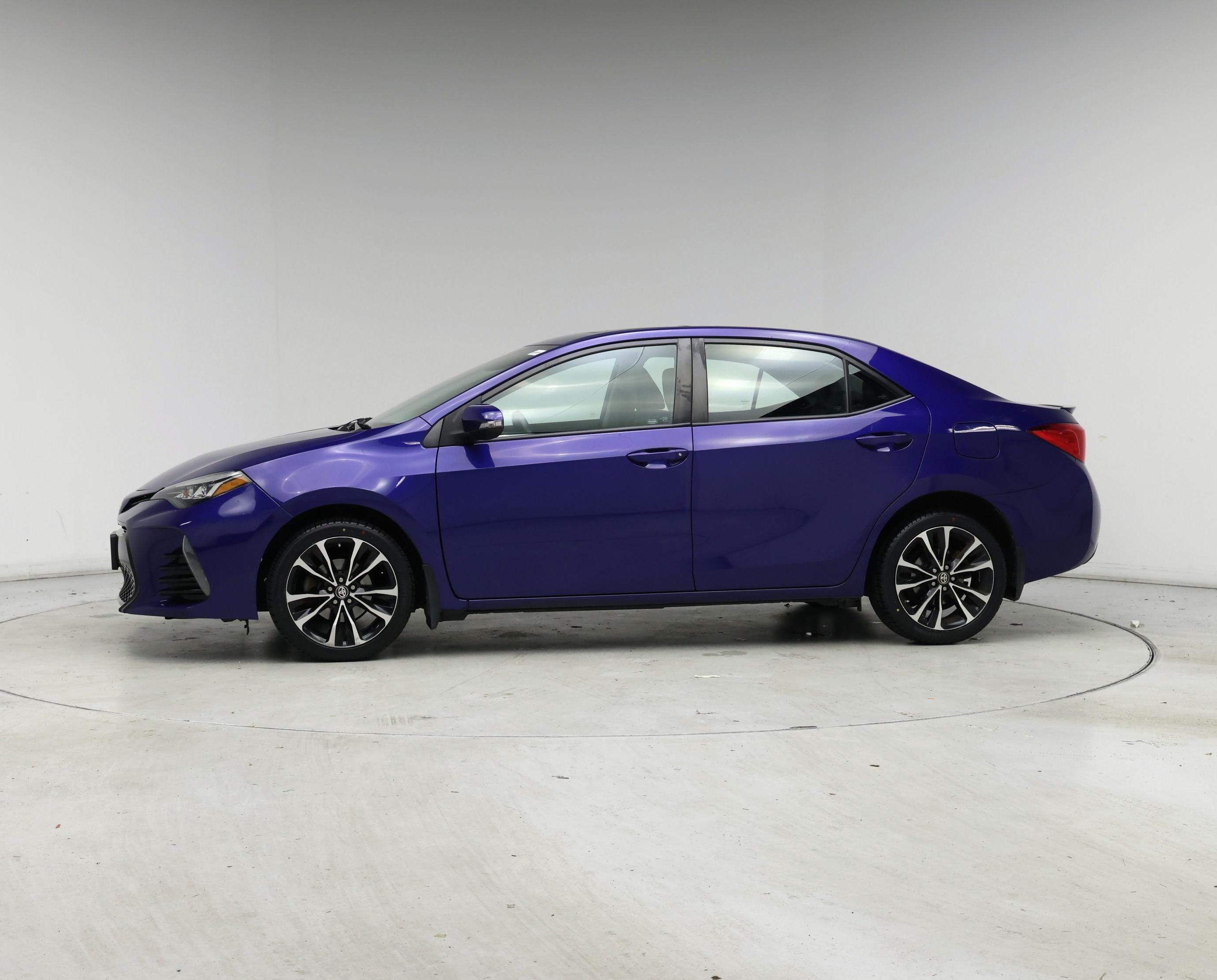 Thumbnail: 2018 Toyota Corolla - 3