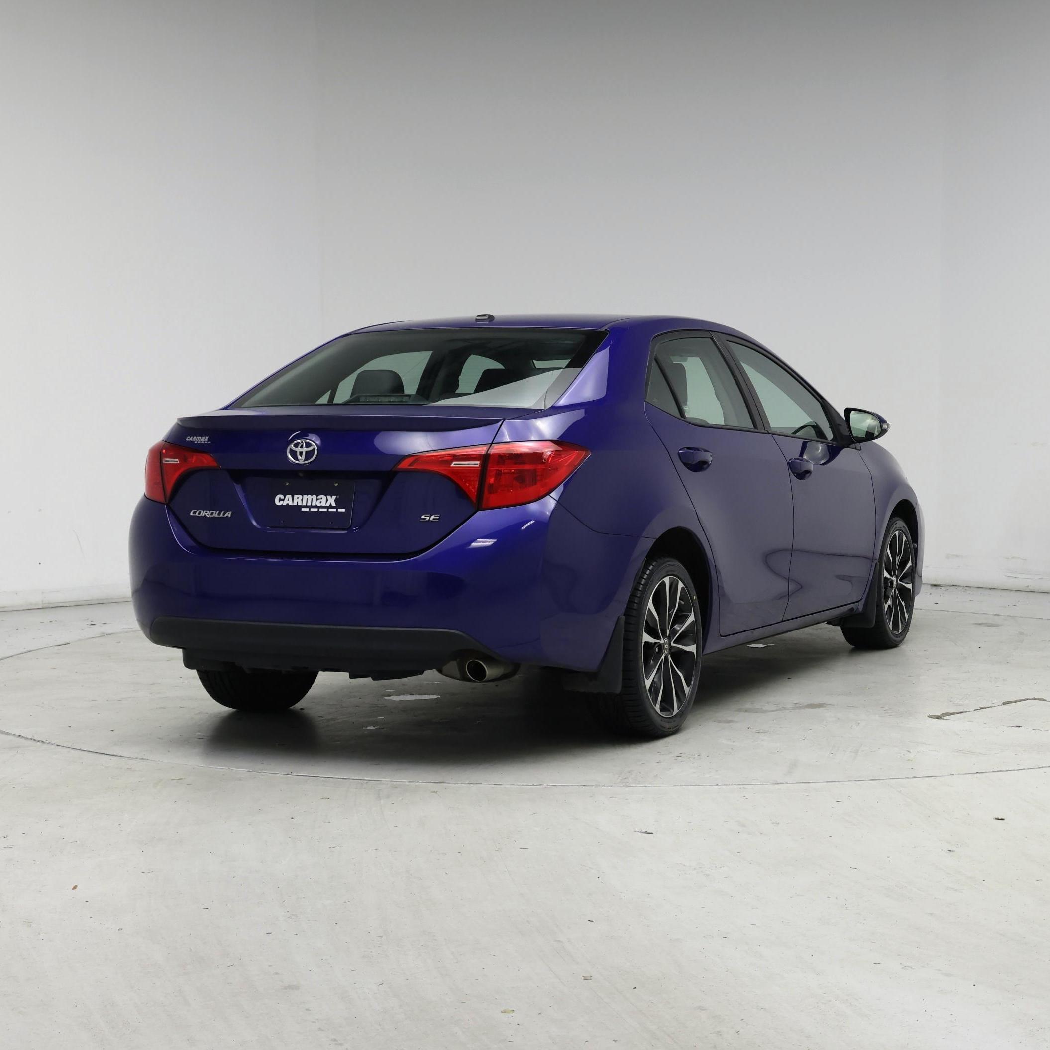 Thumbnail: 2018 Toyota Corolla - 8