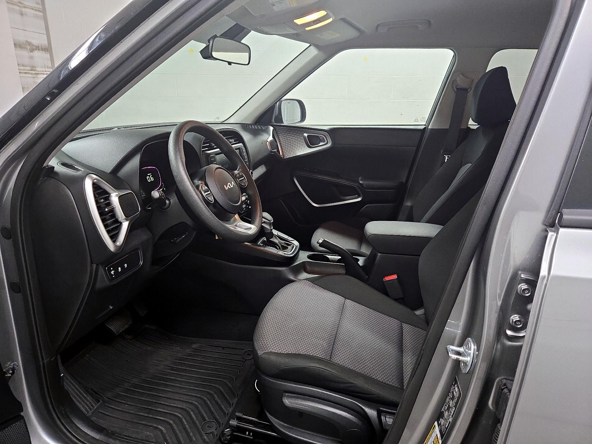 Thumbnail: 2024 Kia Soul - 11