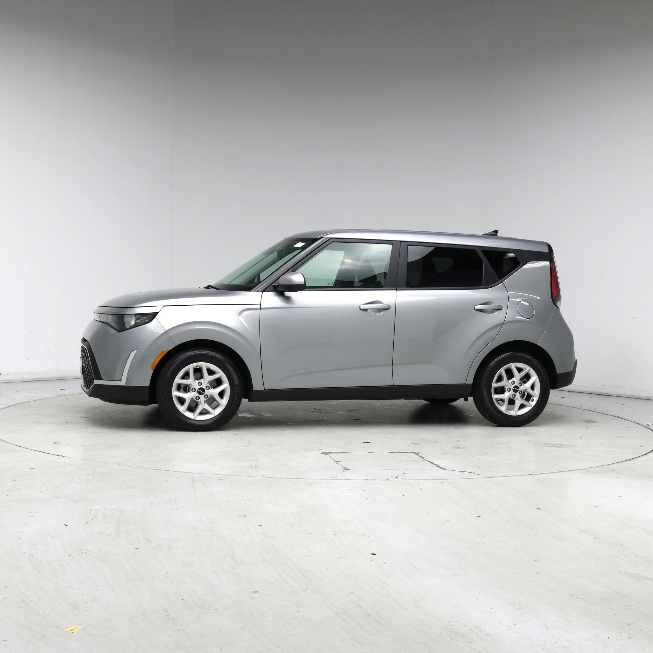 Thumbnail: 2024 Kia Soul - 3