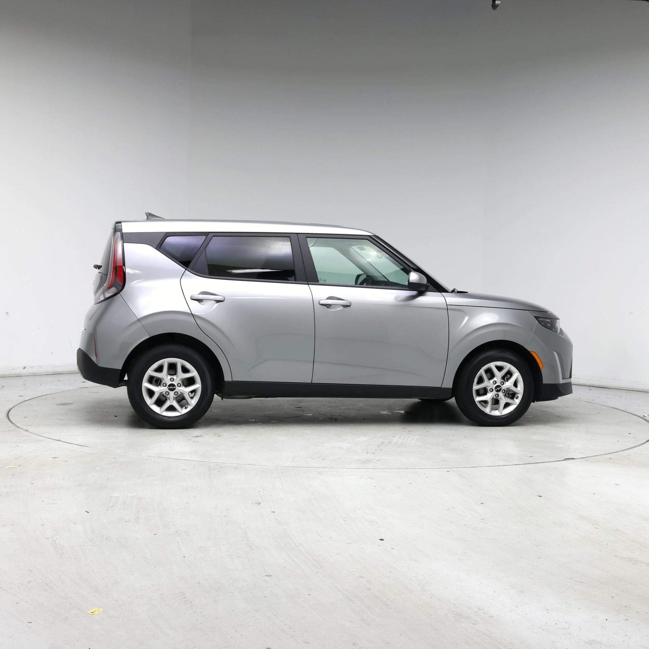 Thumbnail: 2024 Kia Soul - 7