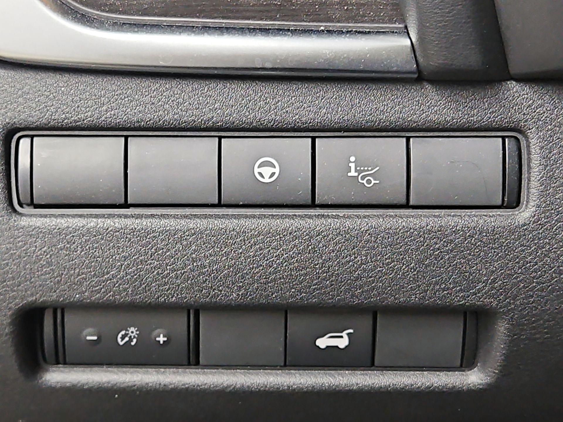 Thumbnail: 2023 Nissan Rogue - 13