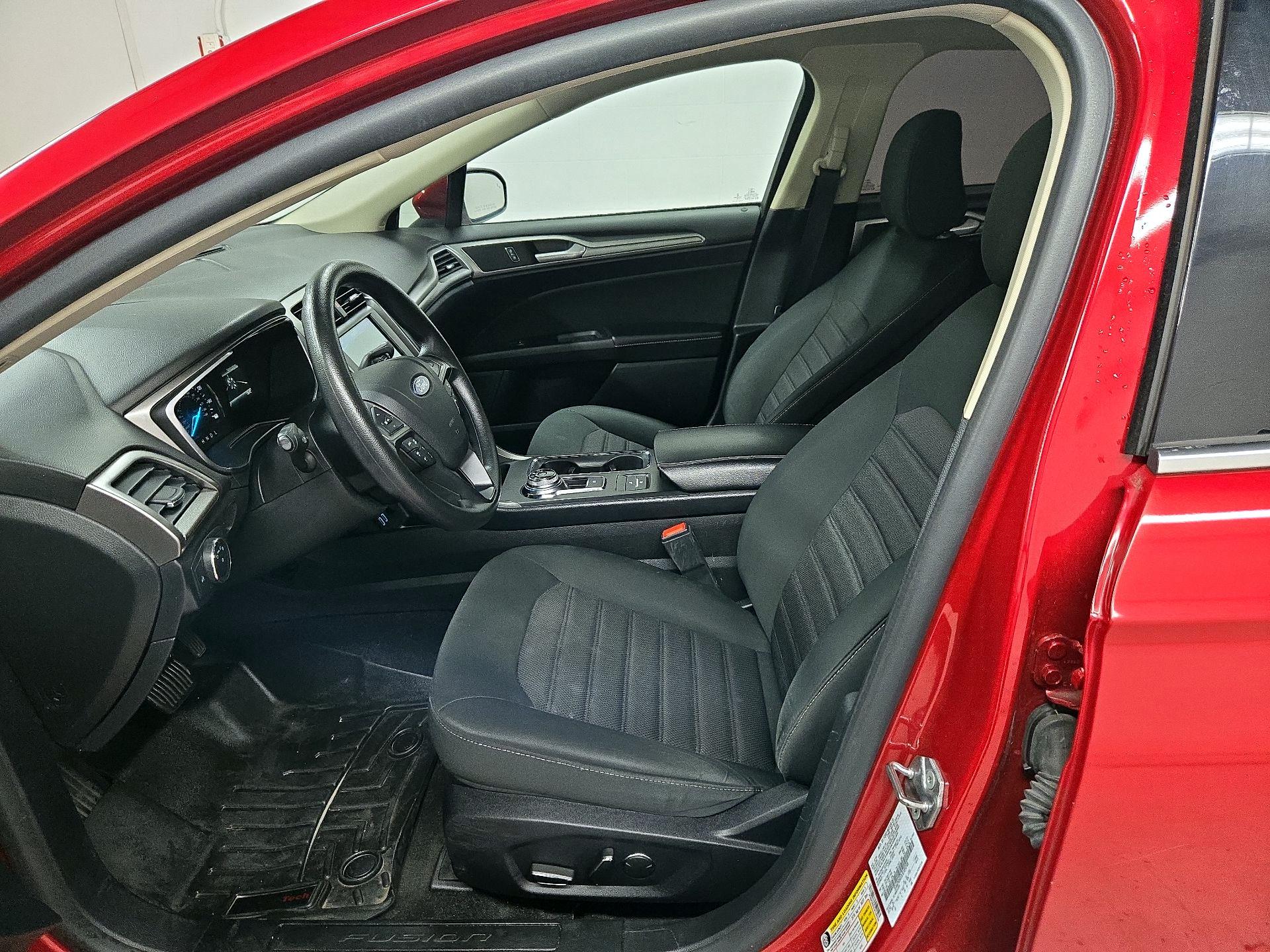 Thumbnail: 2020 Ford Fusion - 11