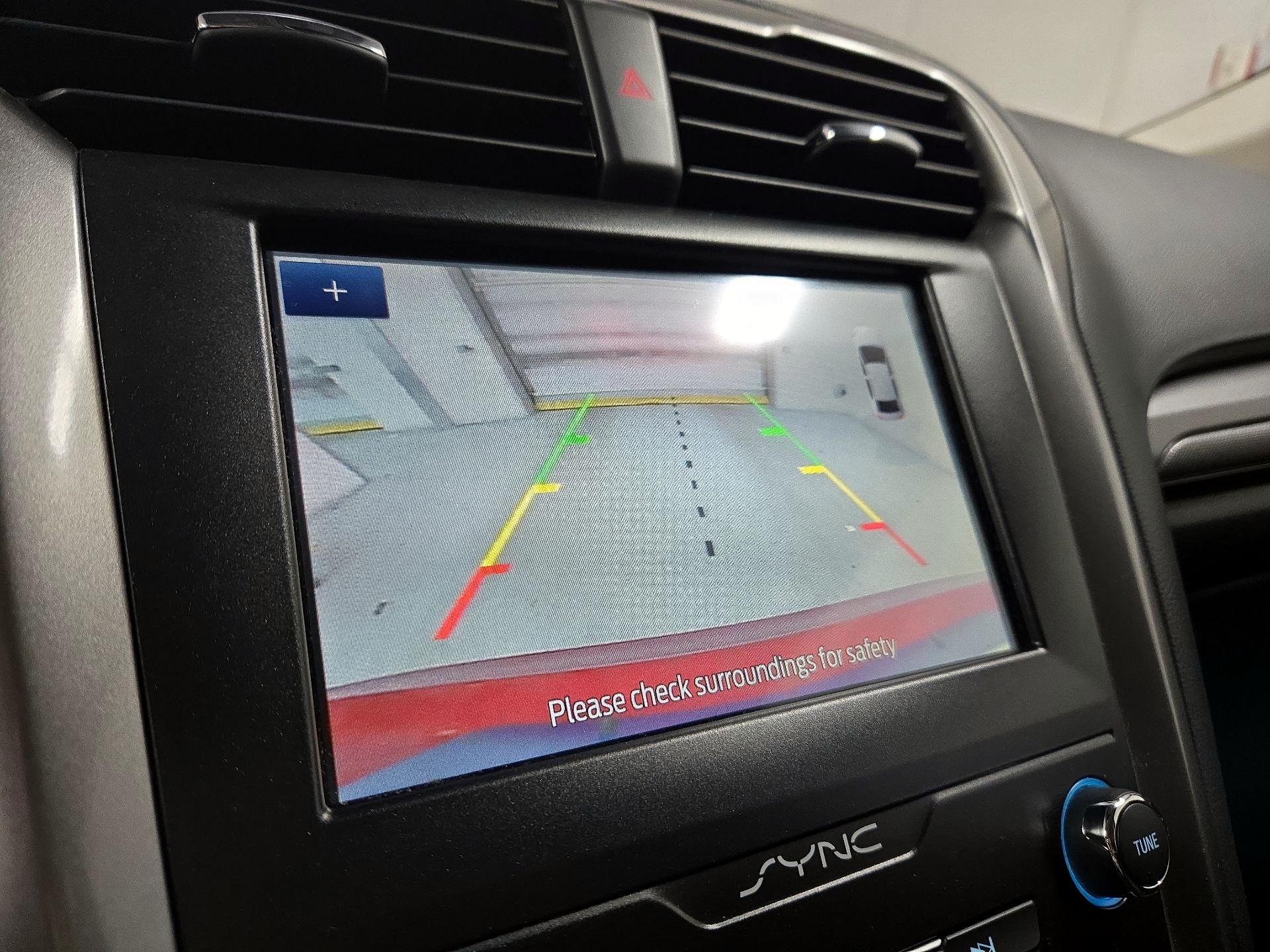 Thumbnail: 2020 Ford Fusion - 15