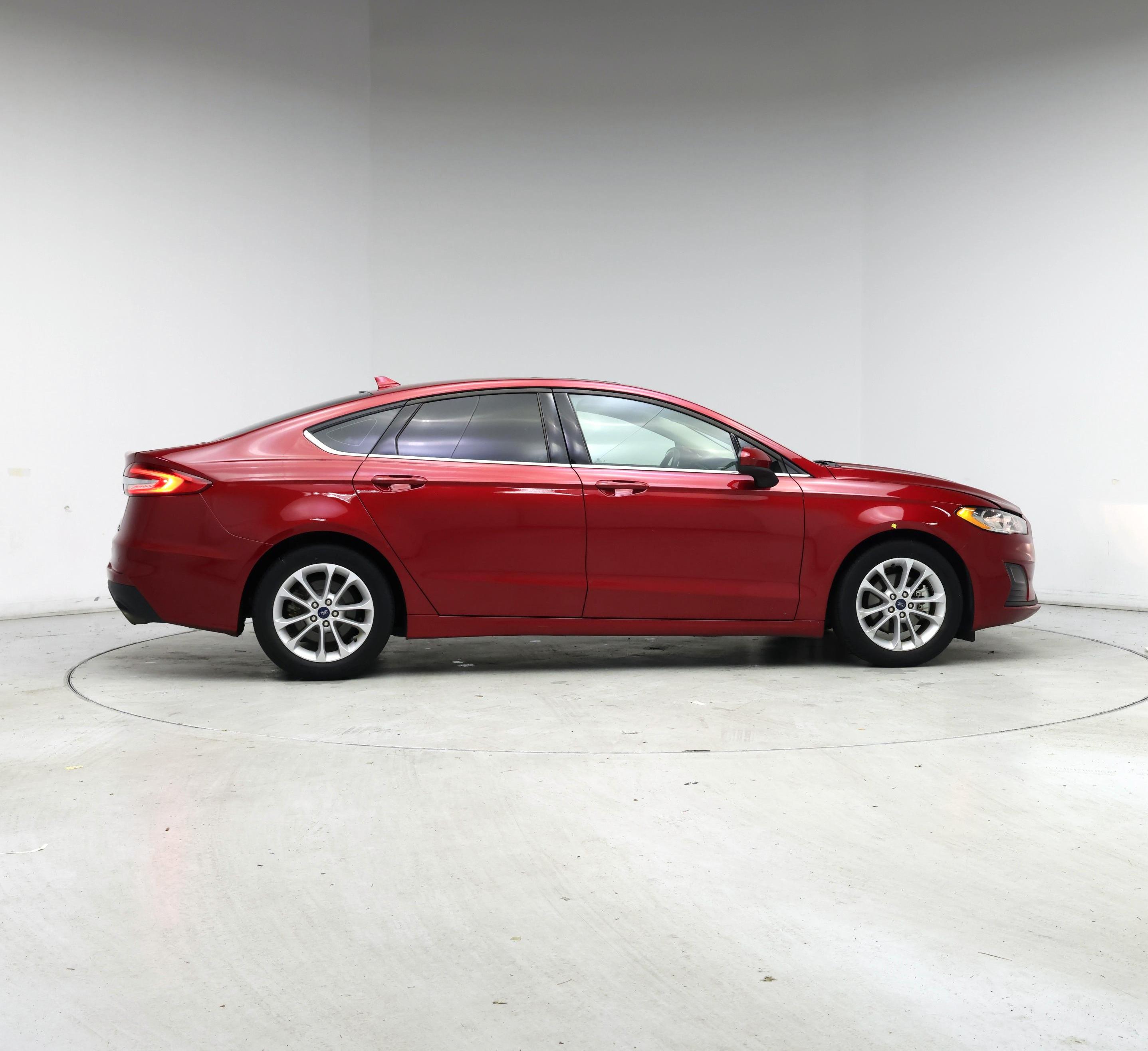 Thumbnail: 2020 Ford Fusion - 7