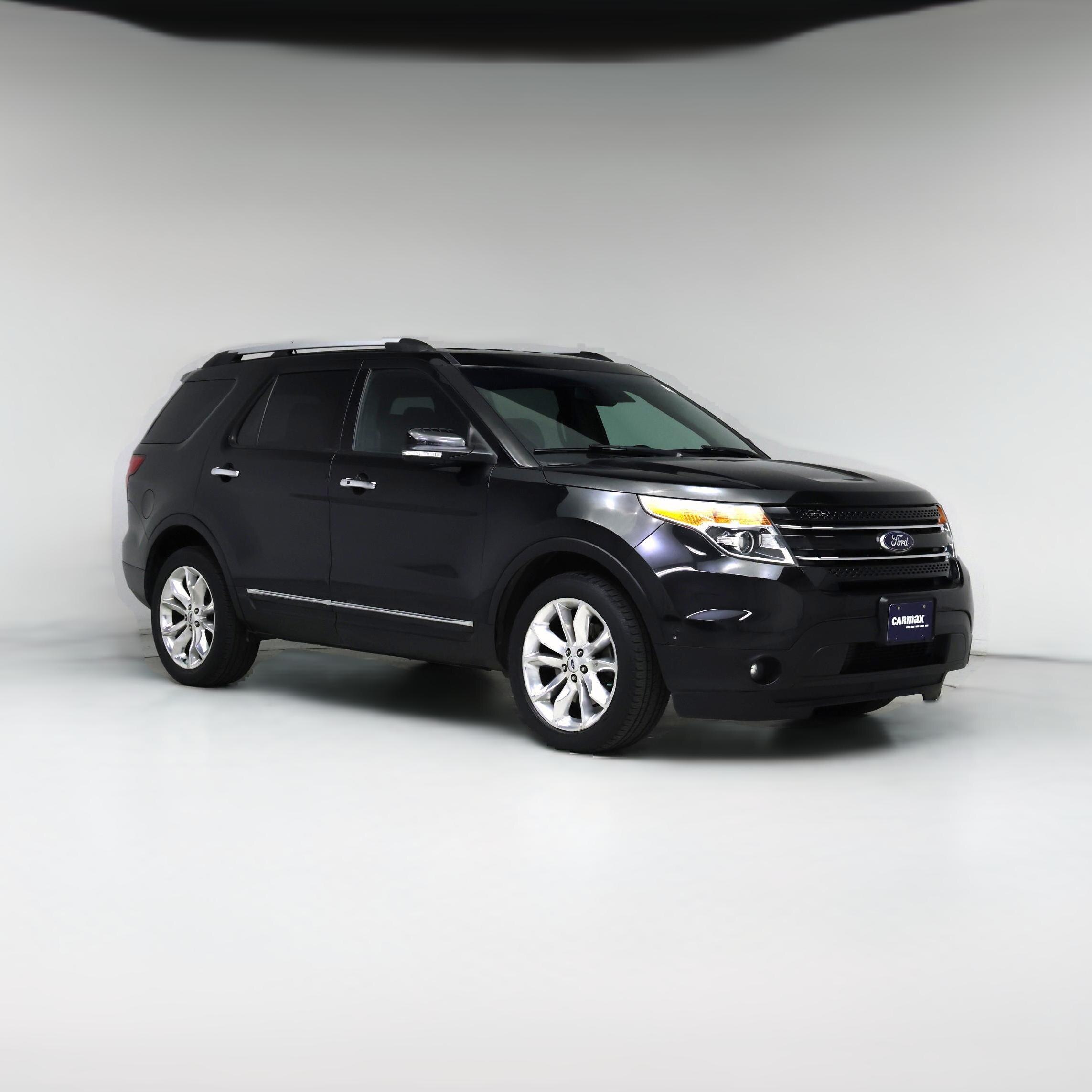 Thumbnail: 2015 Ford Explorer - 1