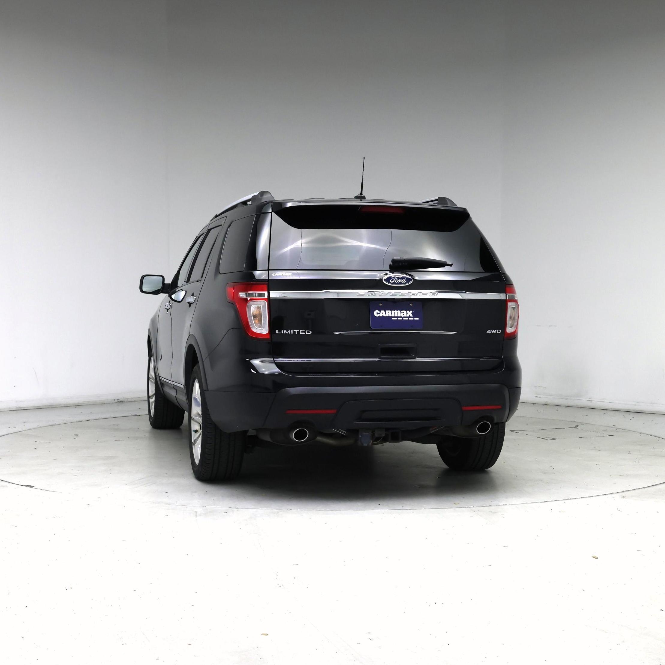 Thumbnail: 2015 Ford Explorer - 6