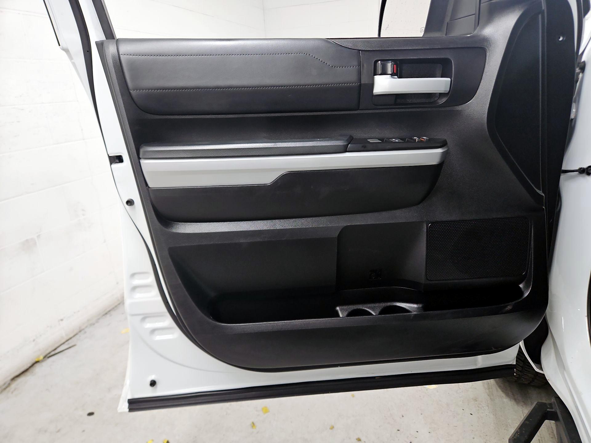 Thumbnail: 2021 Toyota Tundra - 12