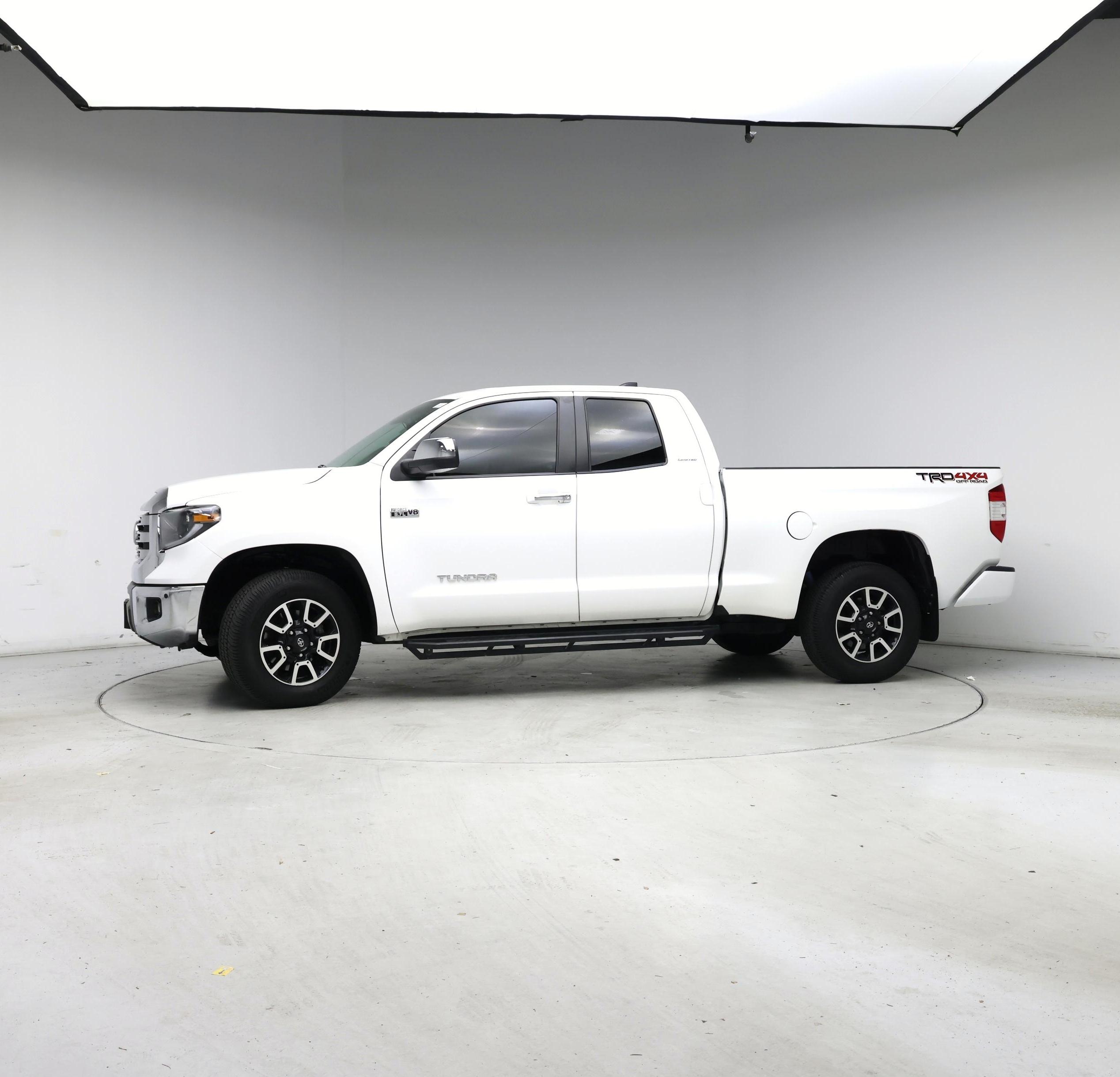 Thumbnail: 2021 Toyota Tundra - 3
