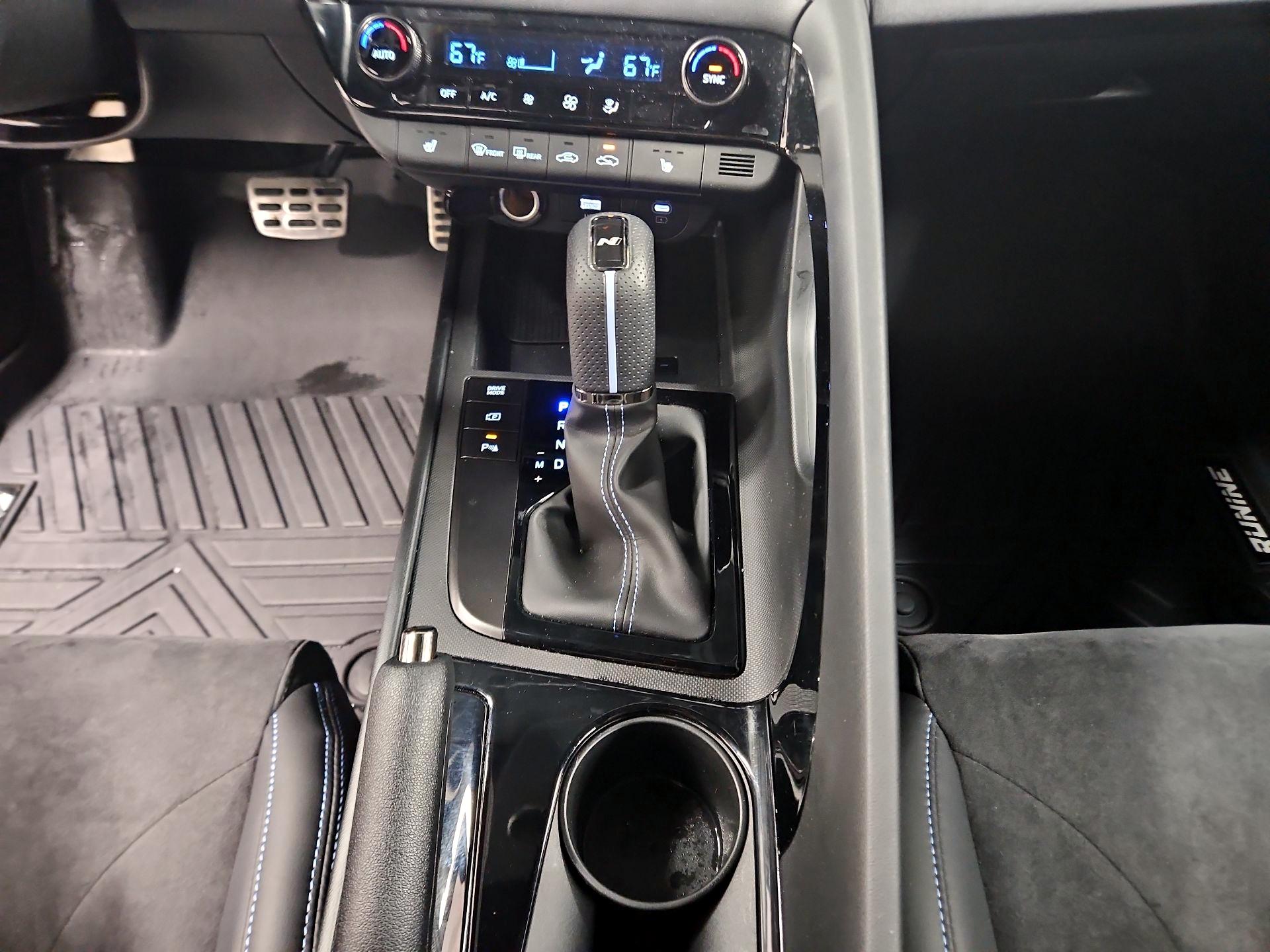 Thumbnail: 2025 Hyundai Elantra - 18