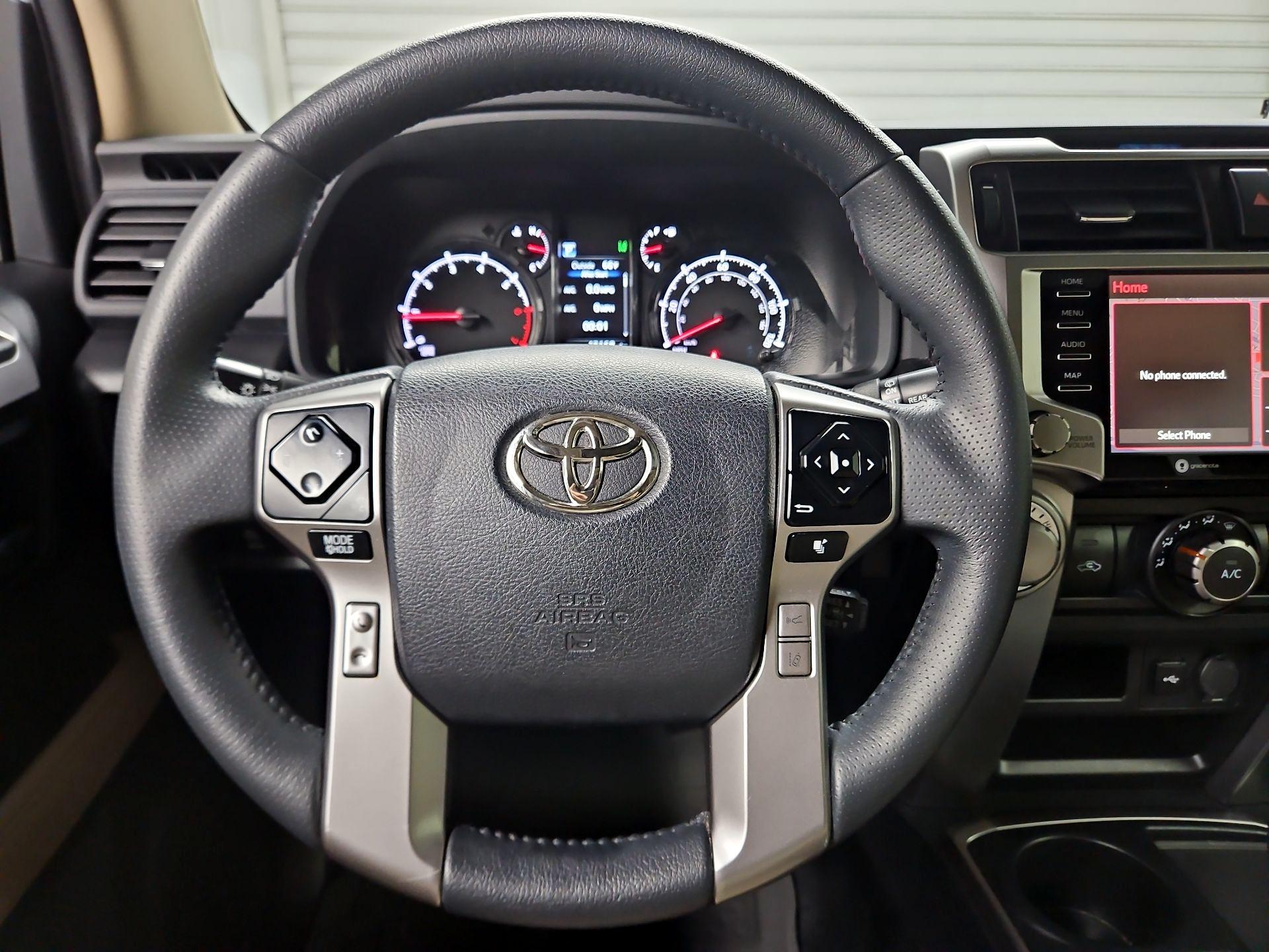 Thumbnail: 2022 Toyota 4Runner - 10