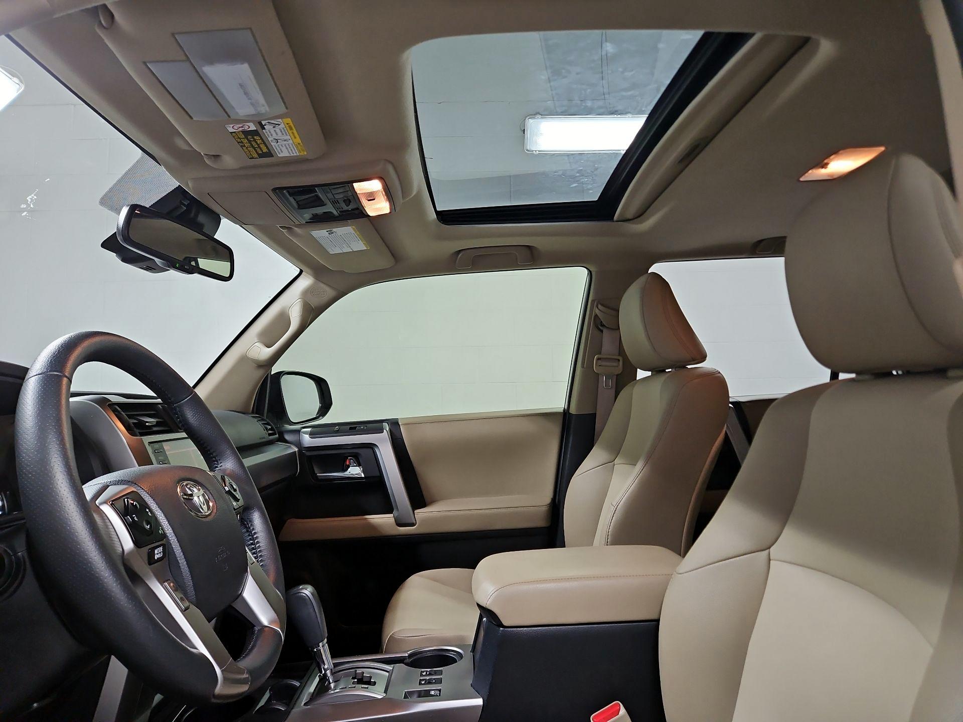 Thumbnail: 2022 Toyota 4Runner - 20