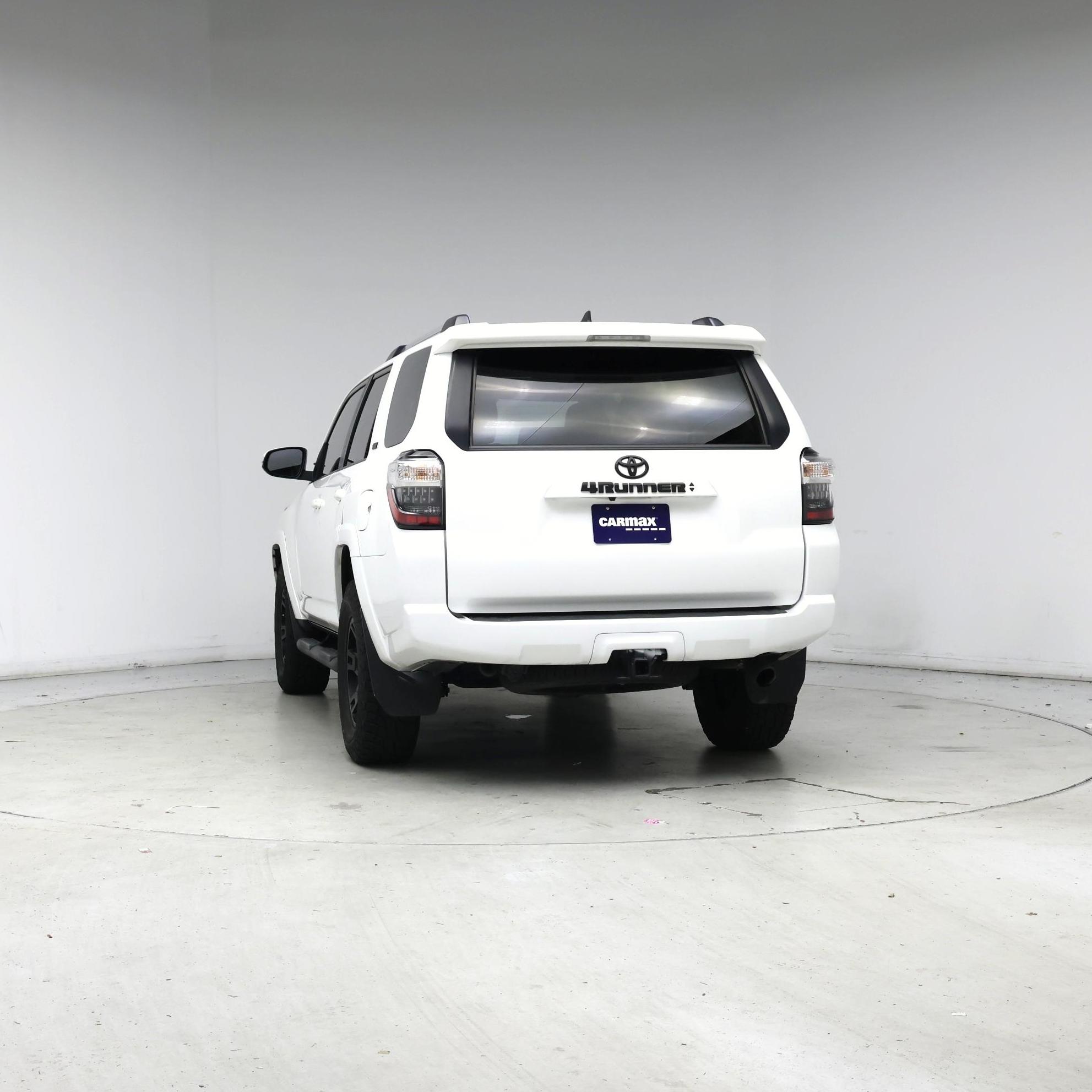 Thumbnail: 2022 Toyota 4Runner - 6