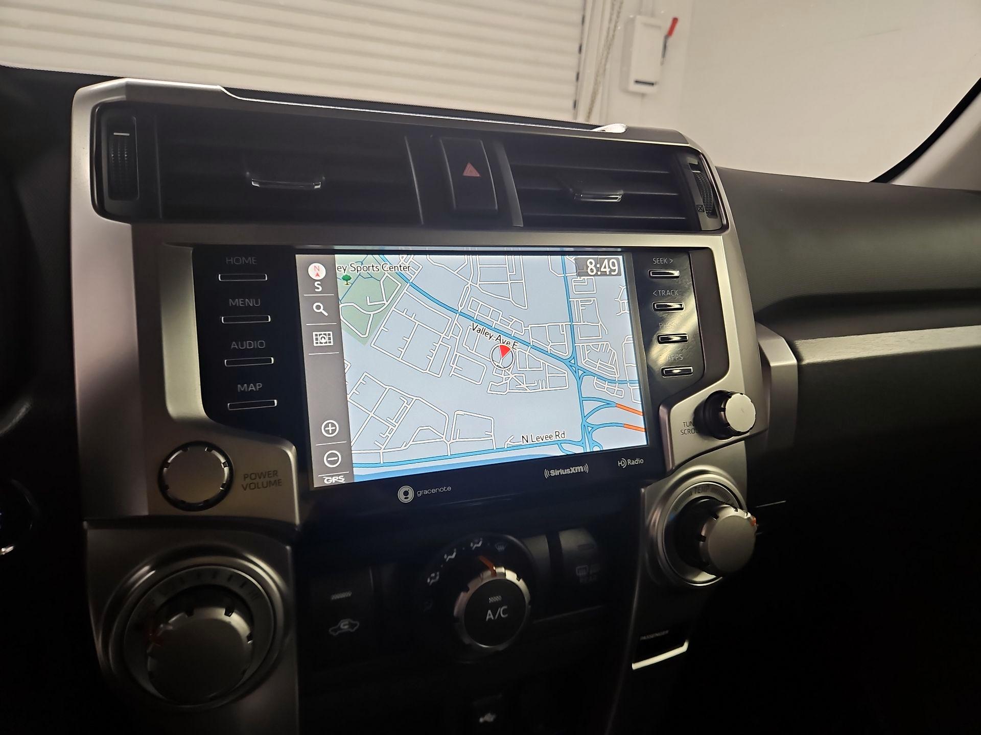 Thumbnail: 2022 Toyota 4Runner - 14