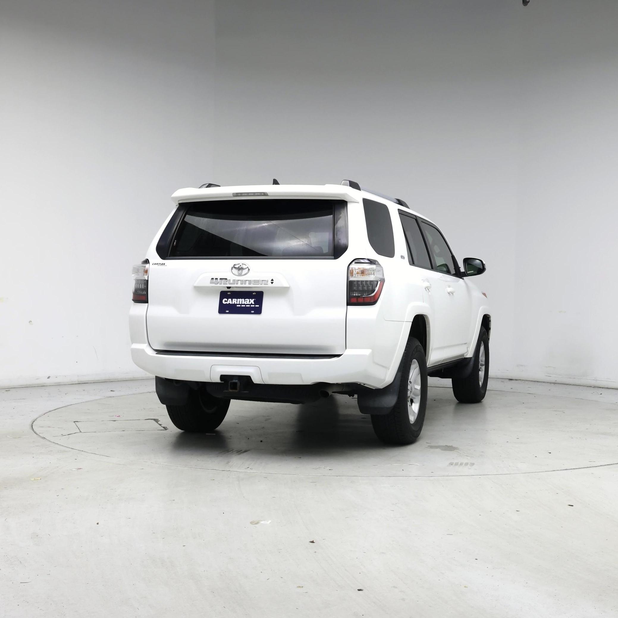 Thumbnail: 2022 Toyota 4Runner - 8