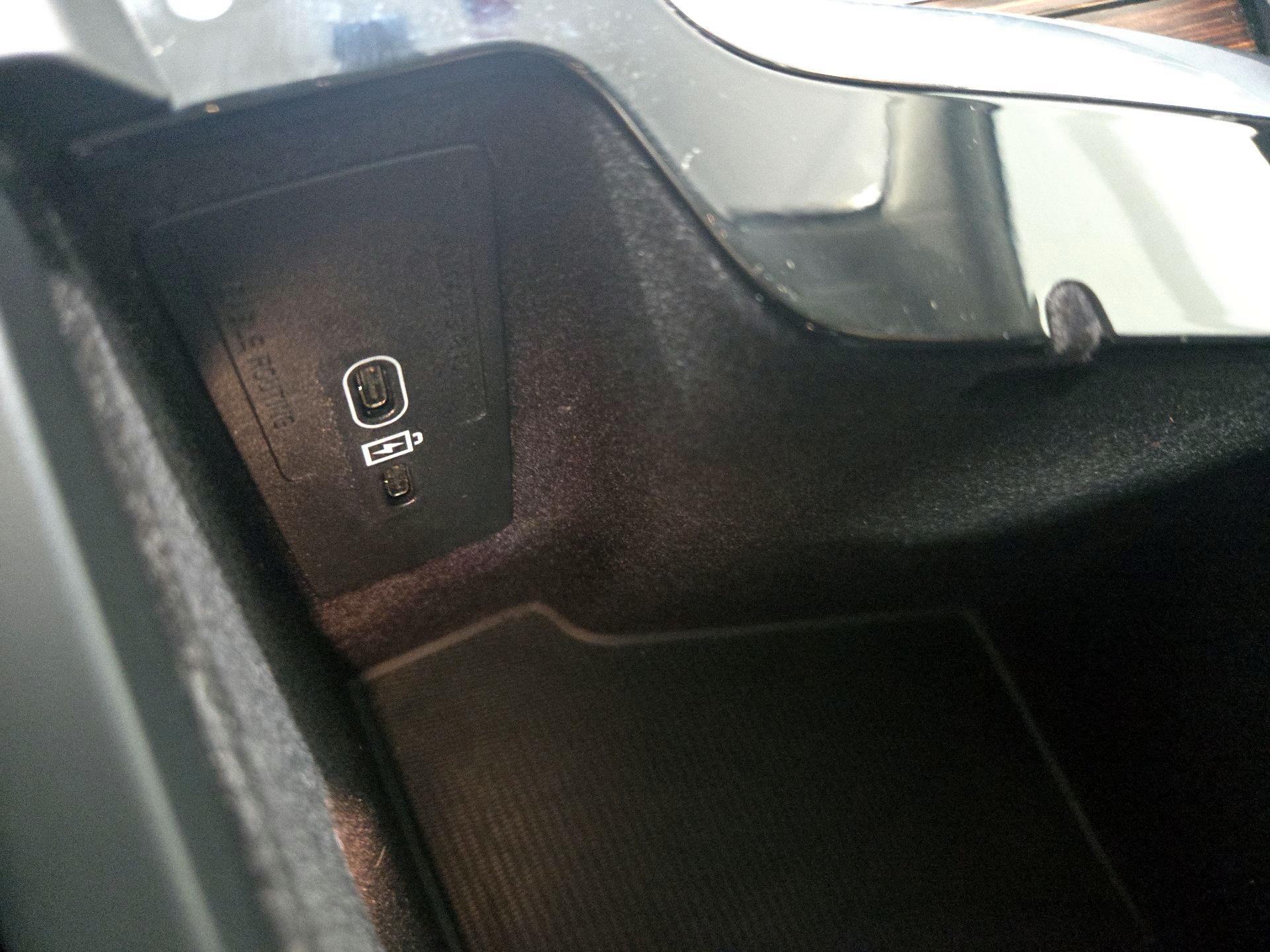 Thumbnail: 2024 Volvo S60 - 18