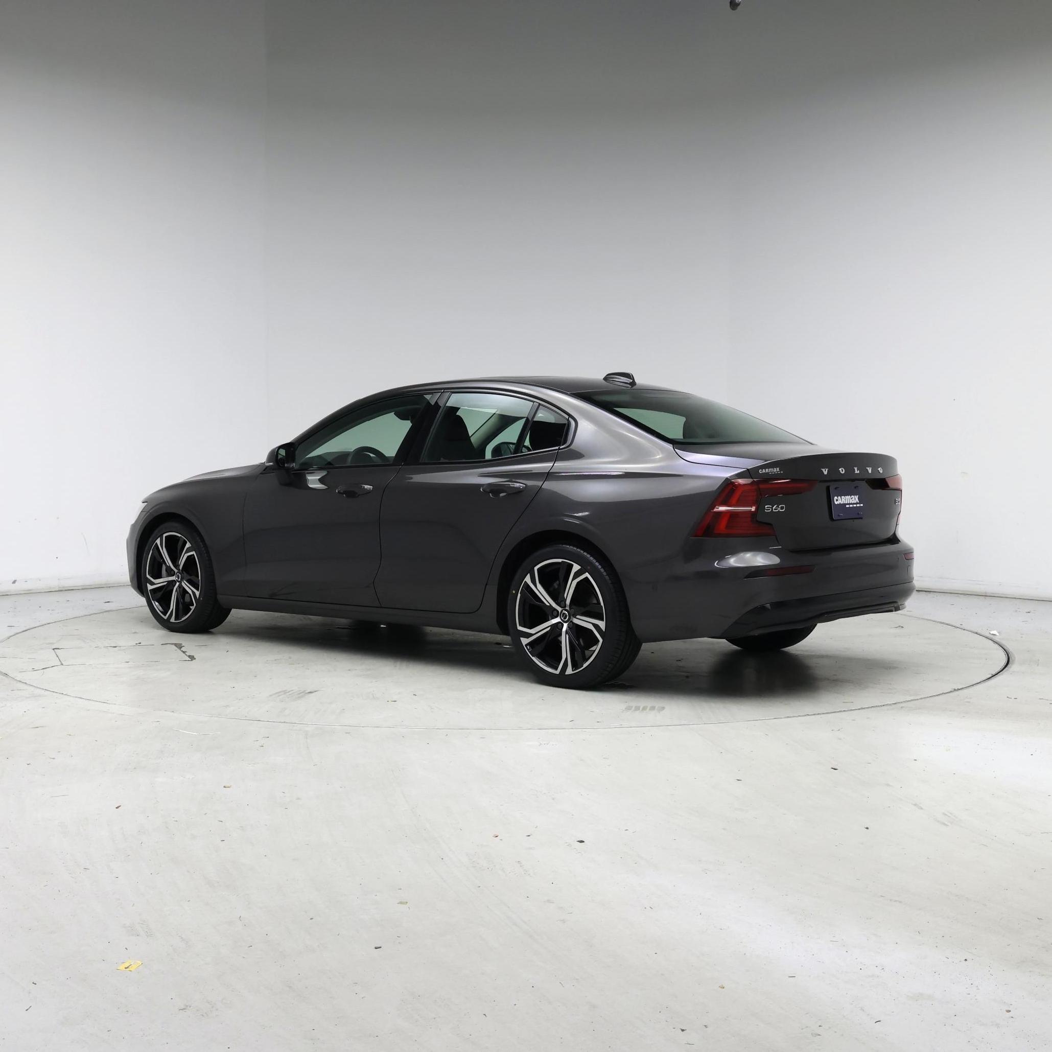 Thumbnail: 2024 Volvo S60 - 2