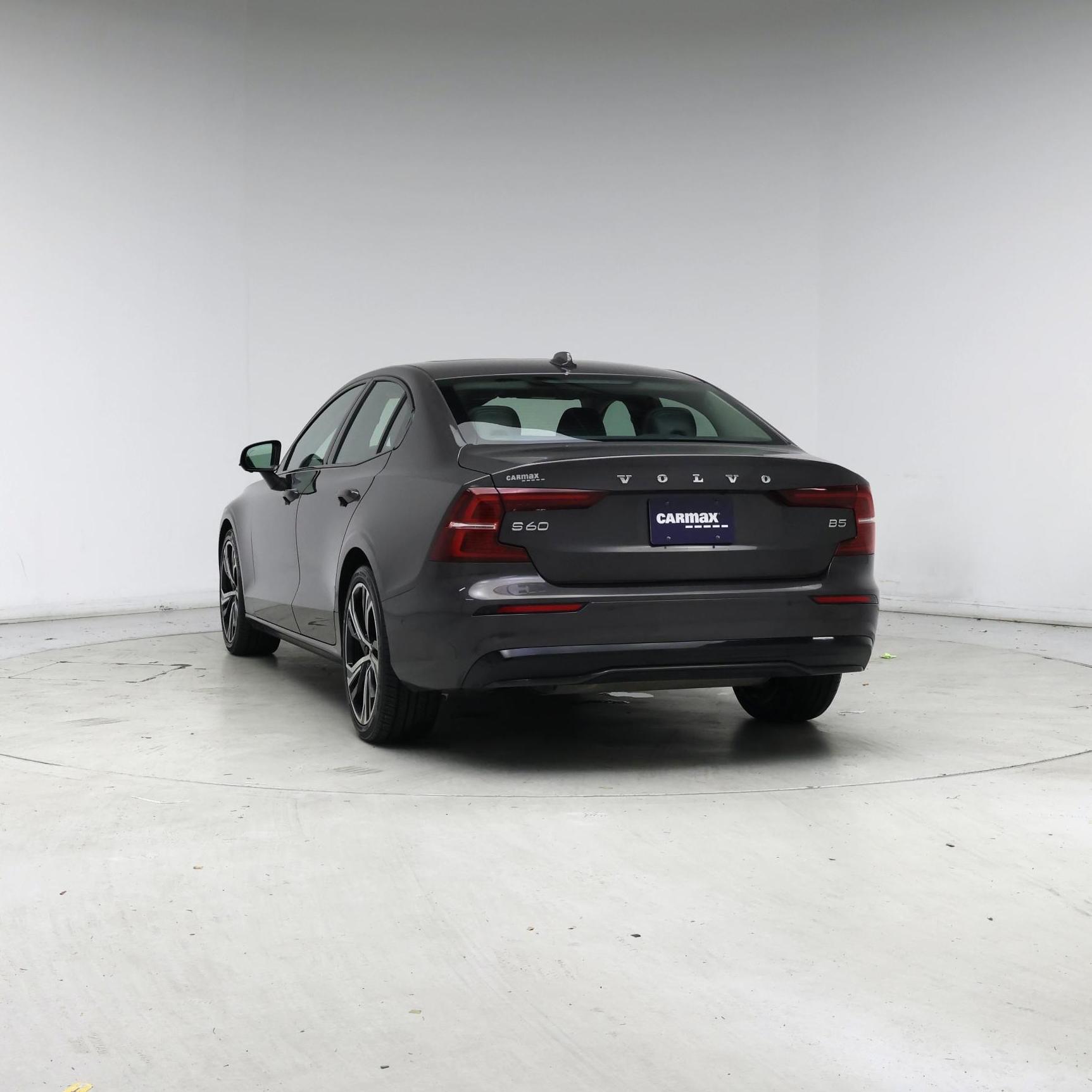 Thumbnail: 2024 Volvo S60 - 6