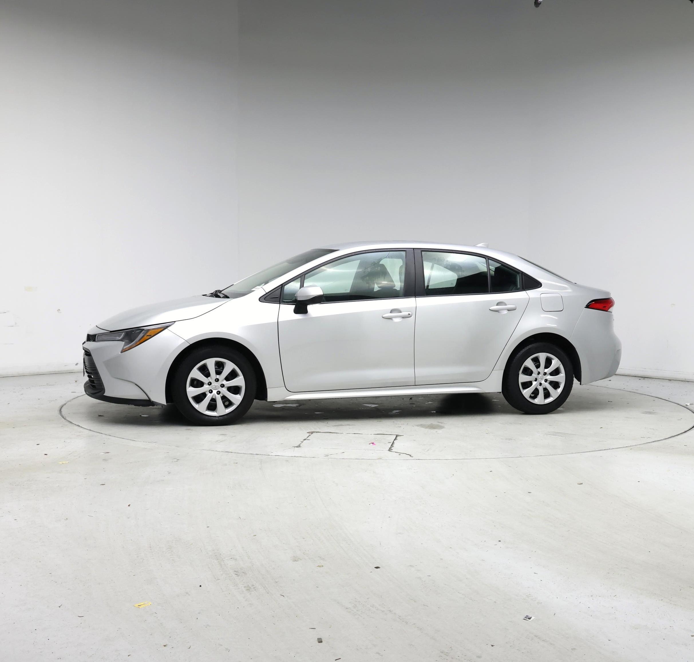 Thumbnail: 2024 Toyota Corolla - 3