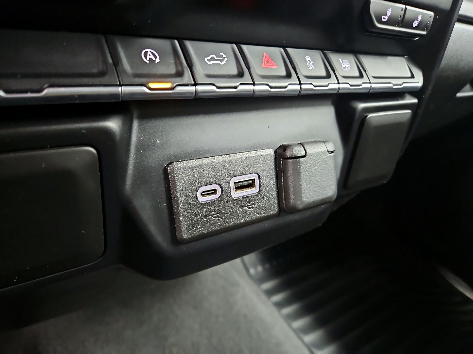 Thumbnail: 2021 Chevrolet Silverado 1500 - 18