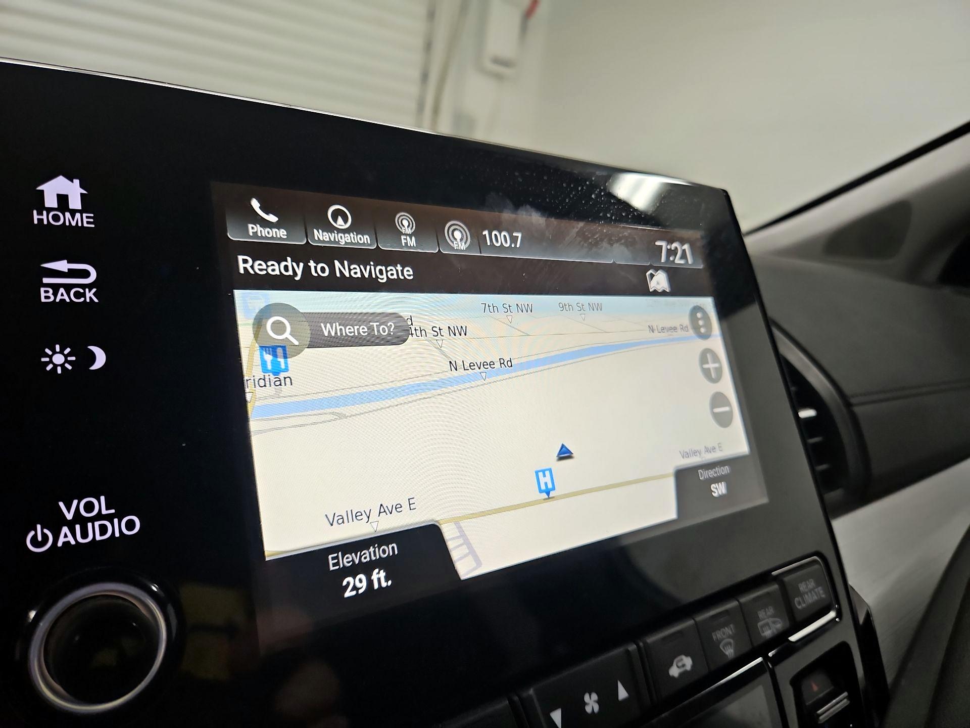 Thumbnail: 2018 Honda Odyssey - 14