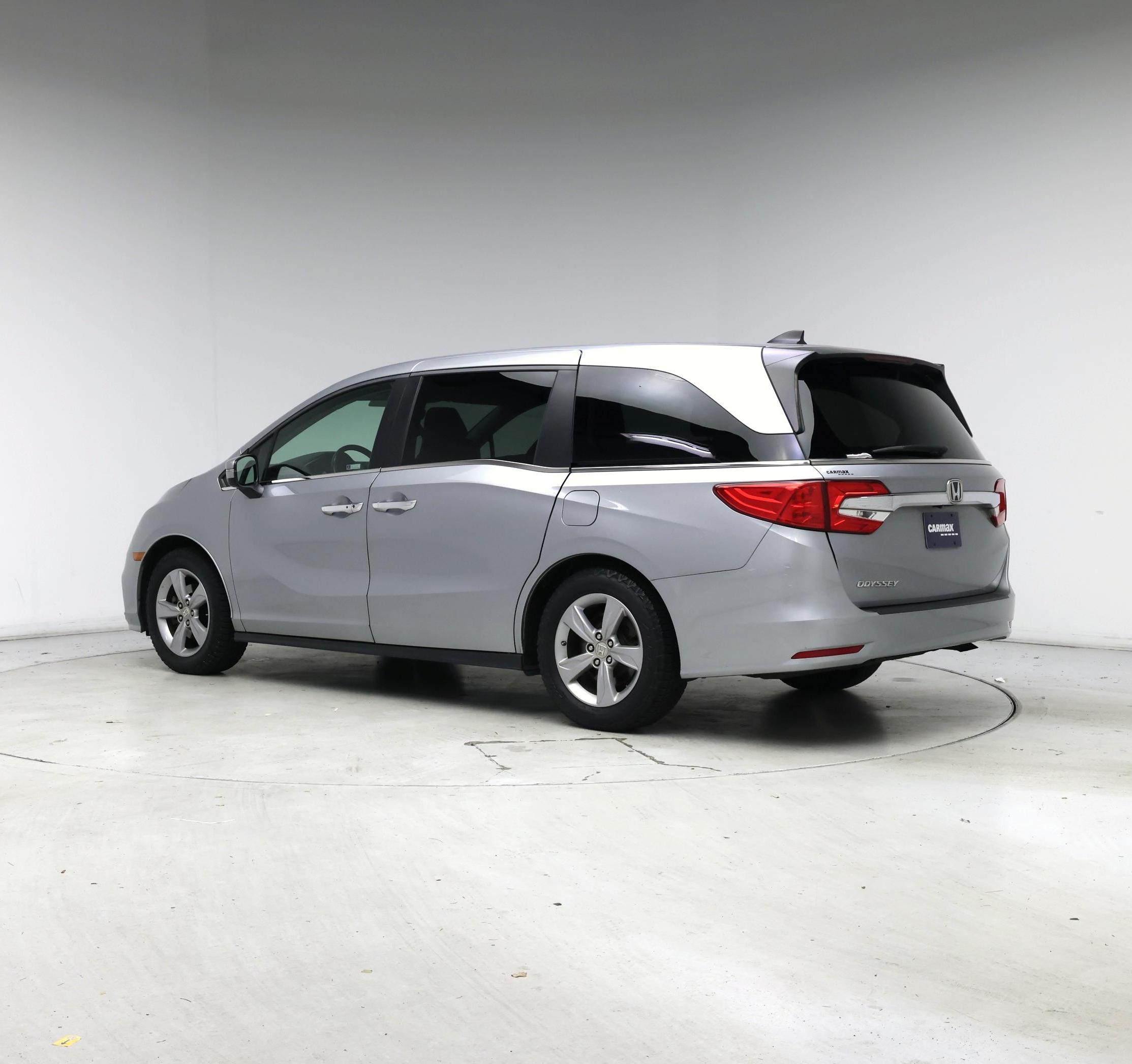 Thumbnail: 2018 Honda Odyssey - 2